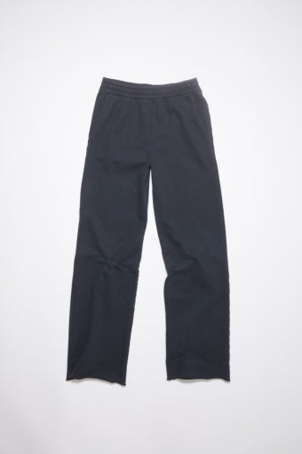 FN-WN-TROU000937