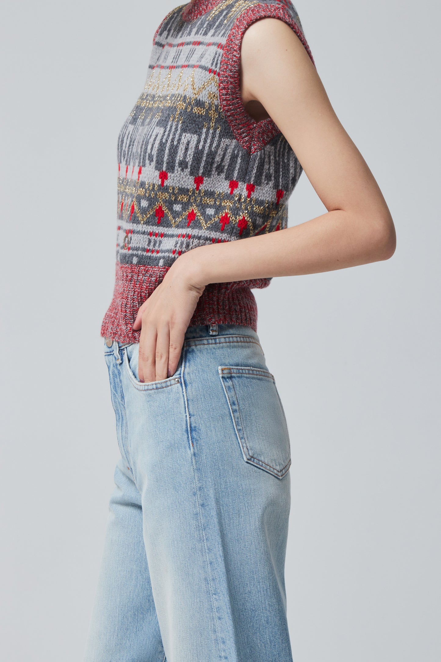 PRINTED KNIT VEST