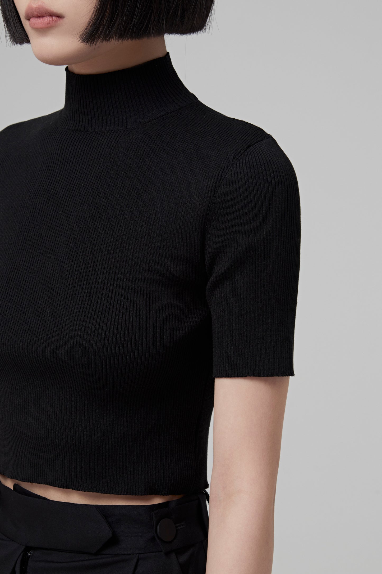 SHORT SLEEVE MOCK NE