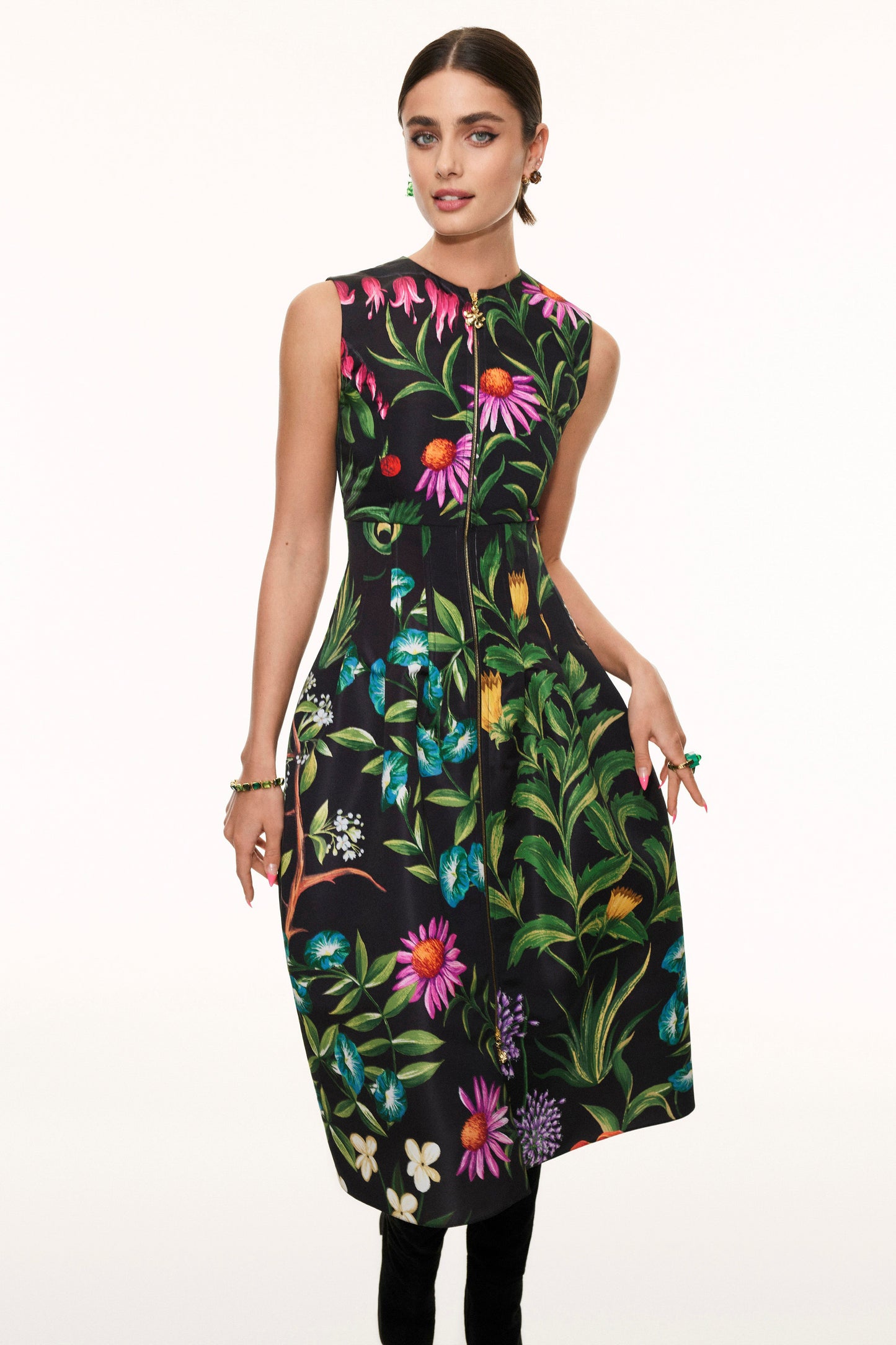 ZIP FRONT FLORAL TAP