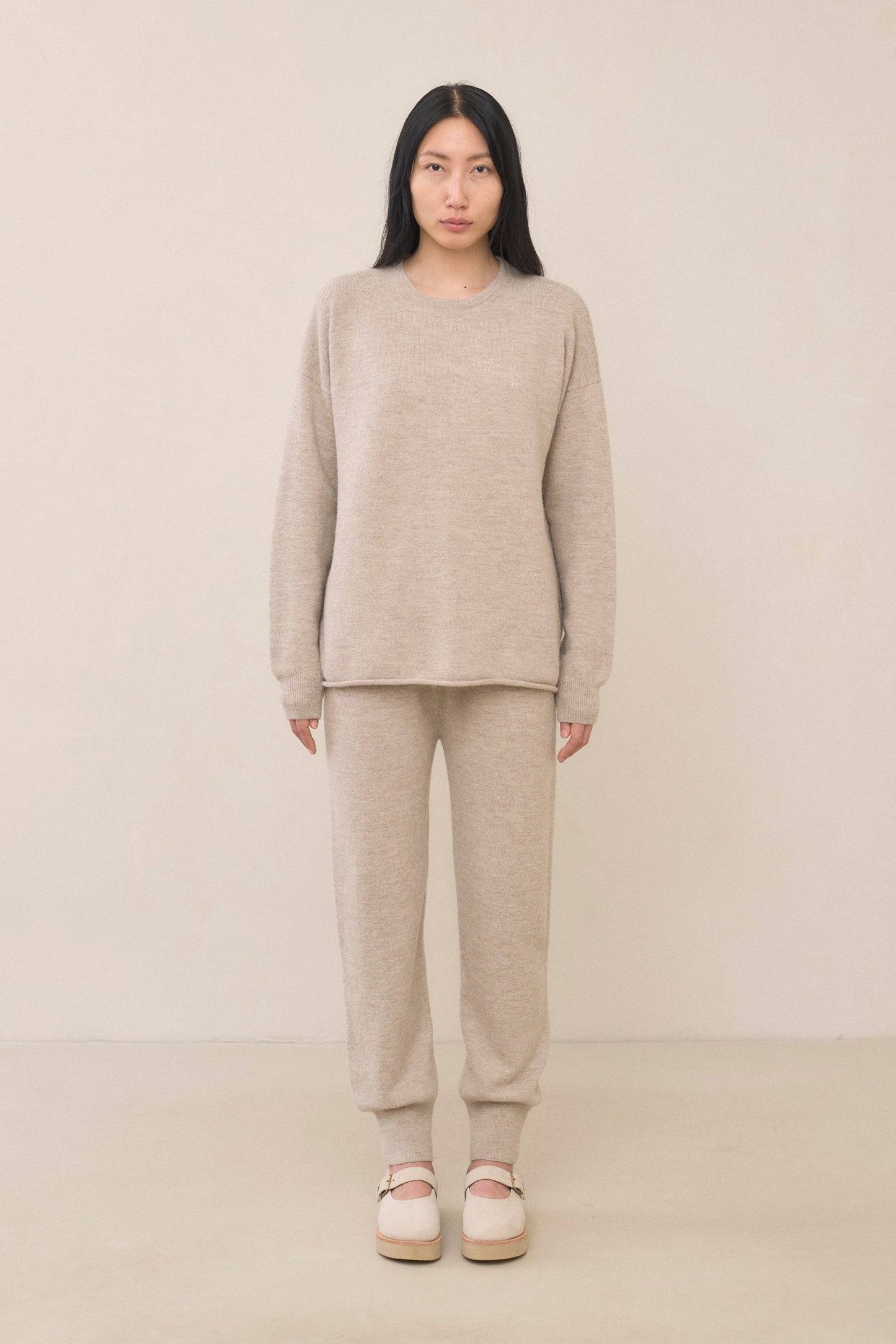 BASE CREWNECK