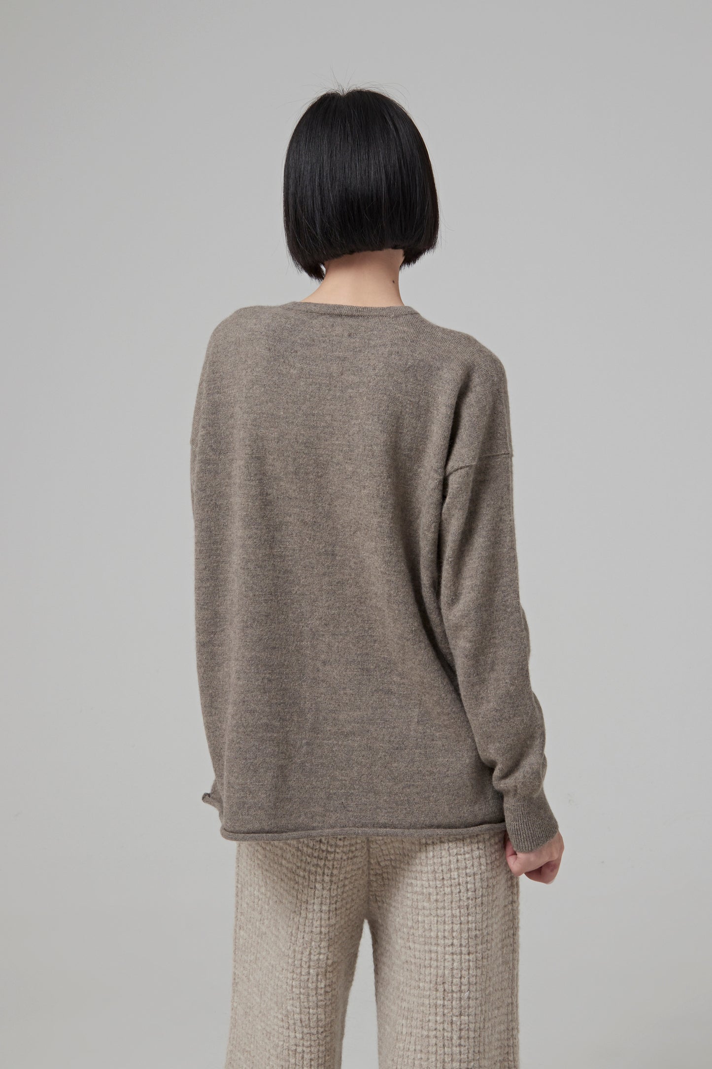 BASE CREWNECK