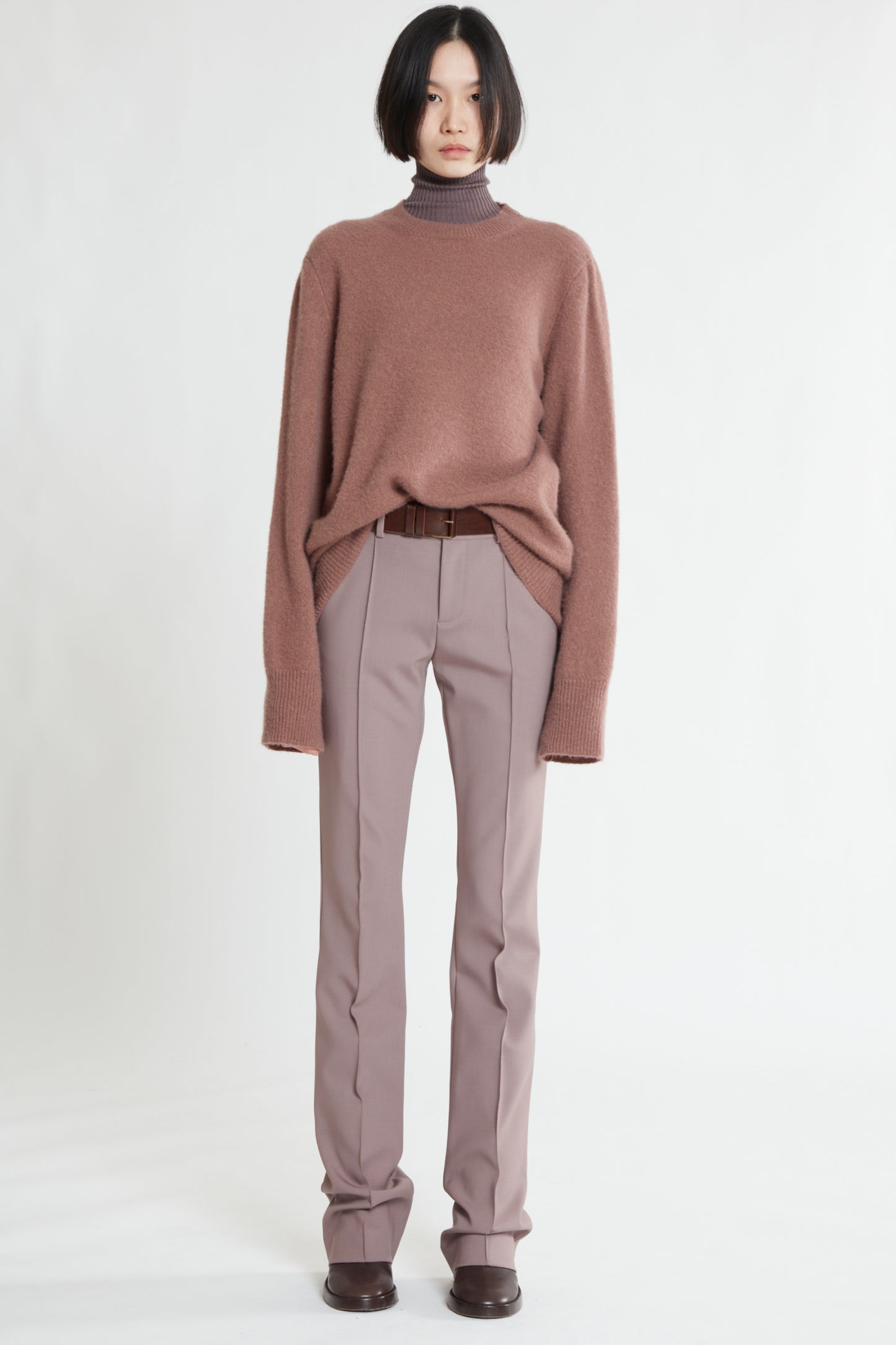 LOOSE FIT ROUND NECK JUMPER