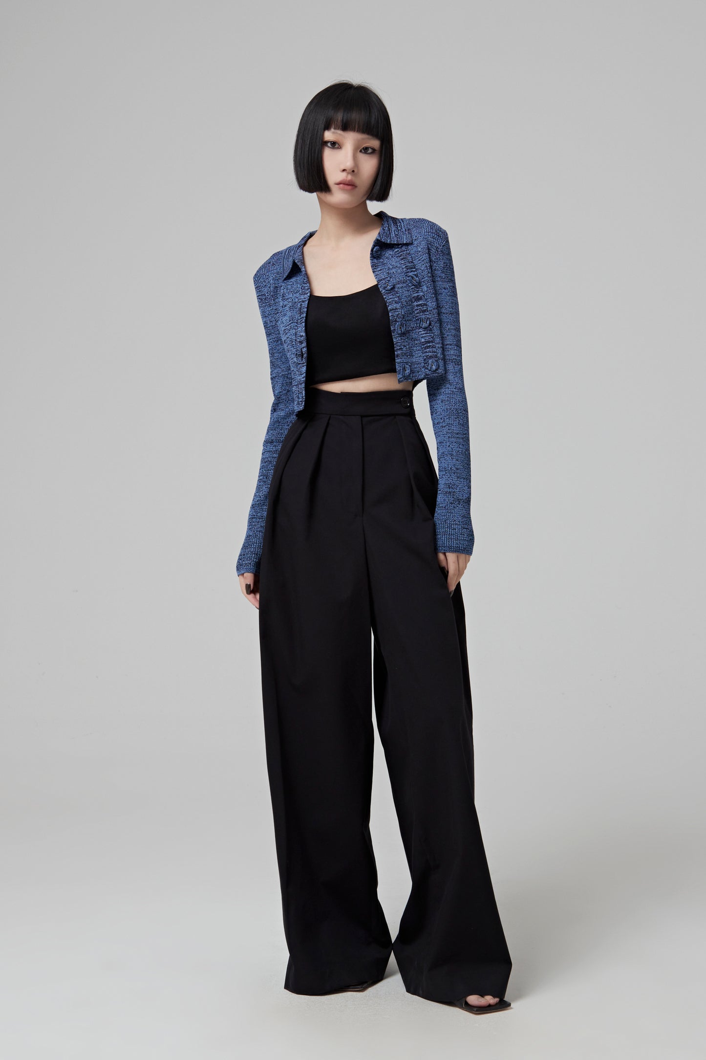DOUBLE BUTTONCROPPED CARDIGAN