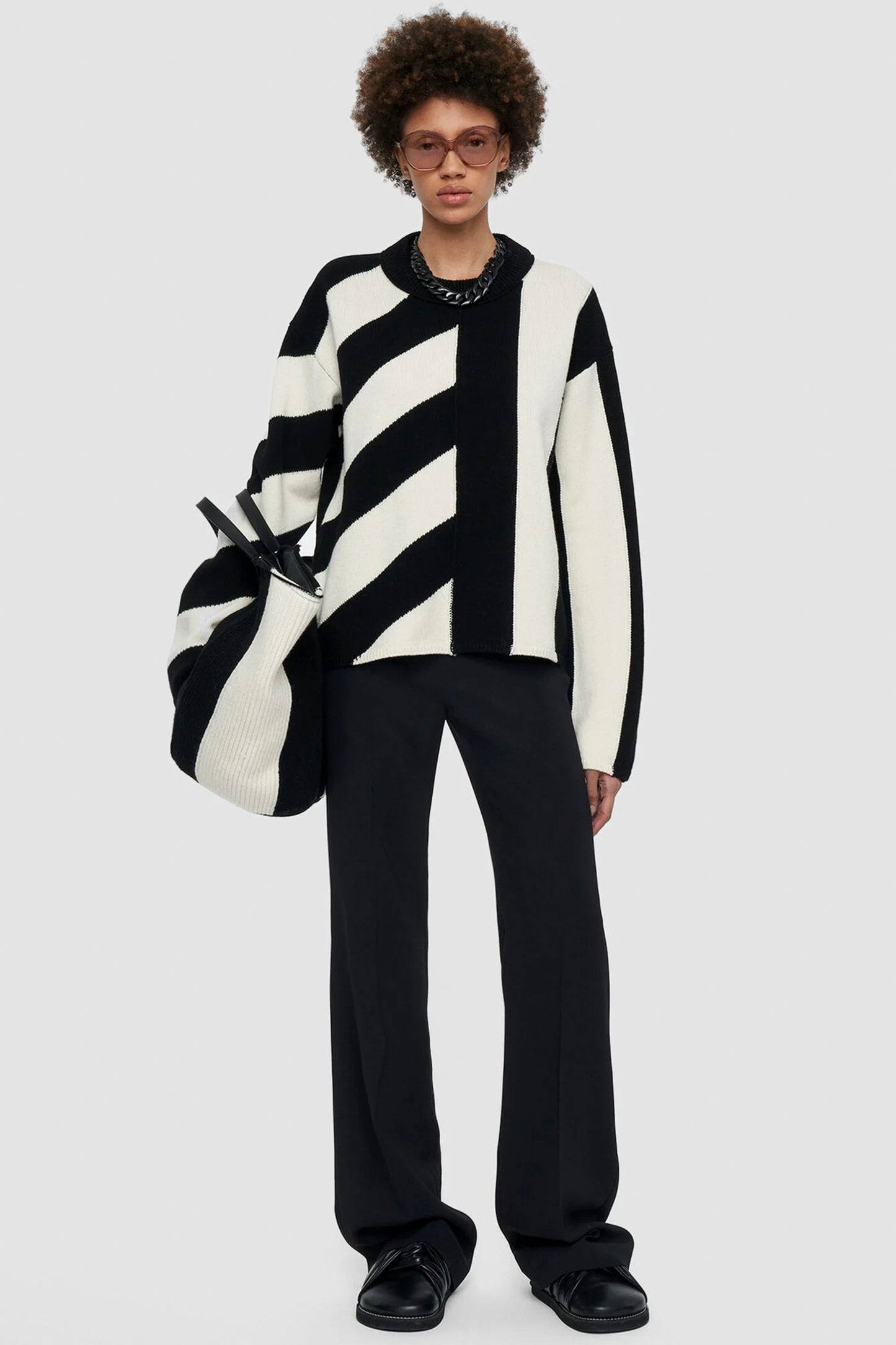 Rd Nk Ls-Graphic Knit