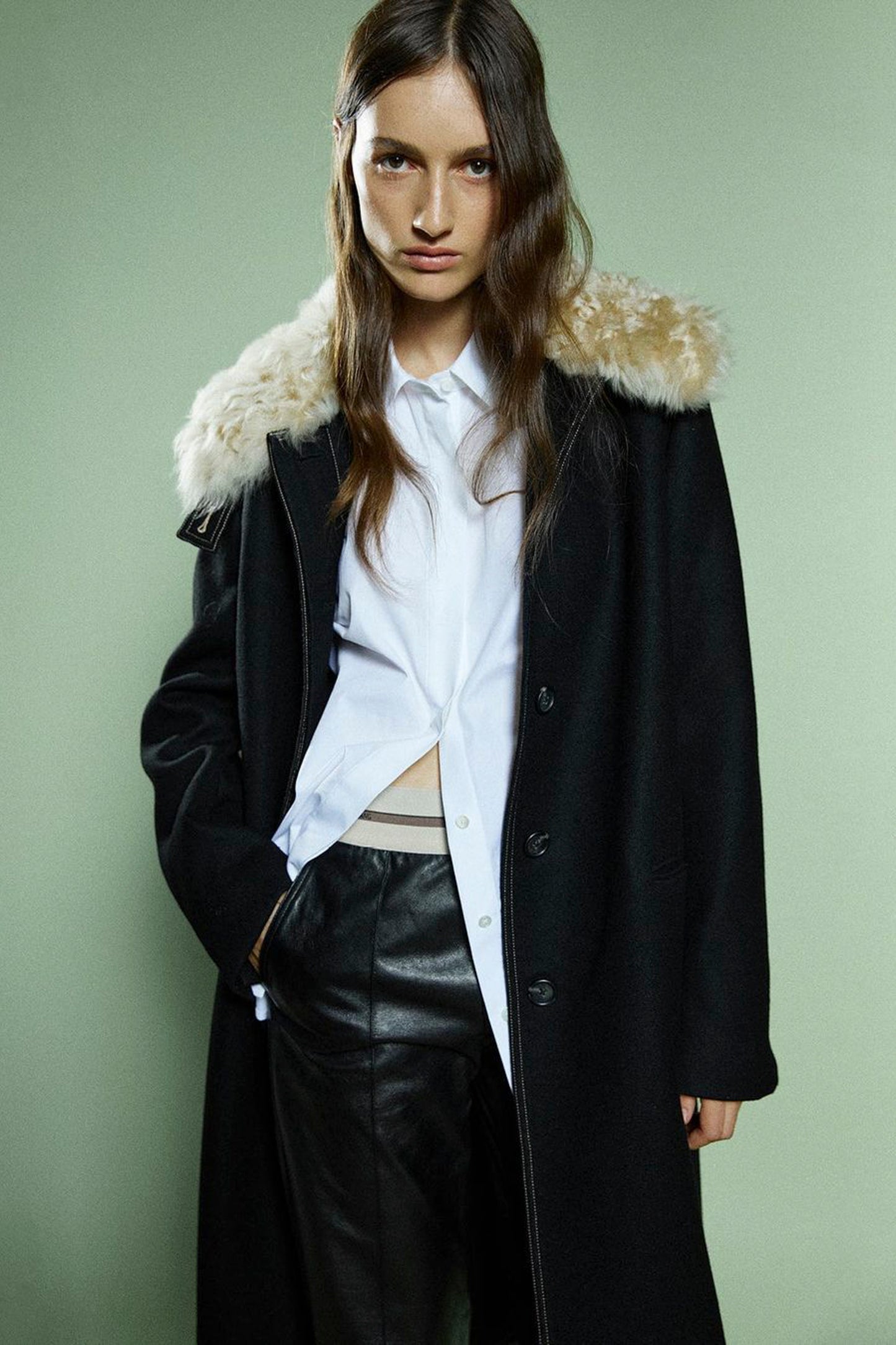 FUR COLLAR COAT.DENS