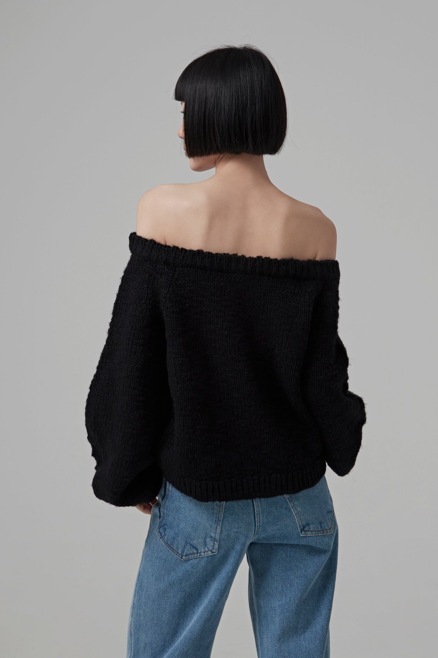 OFF SHOULDER TOP.SLU