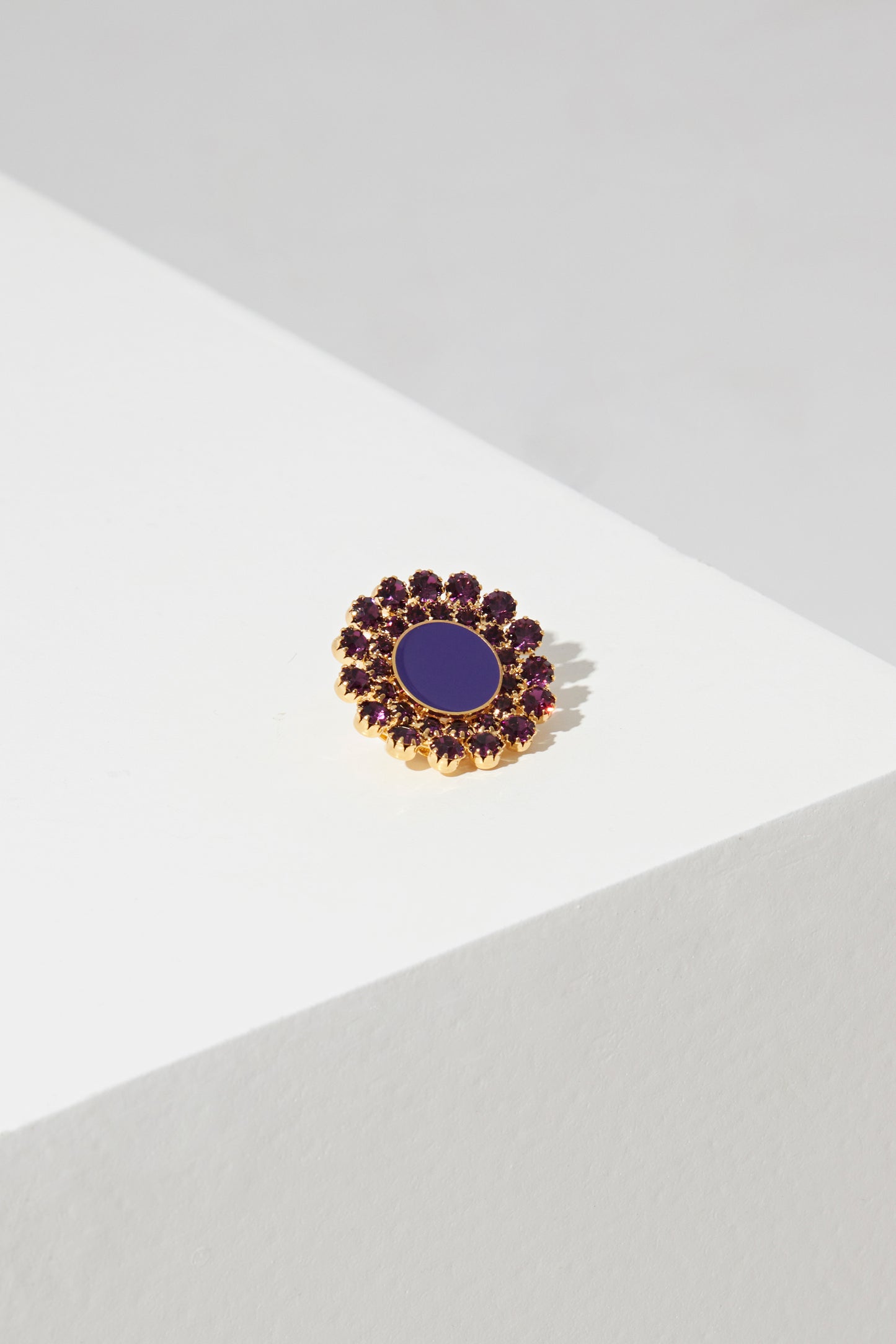 Lacquered Round Earrings with Mini Strass