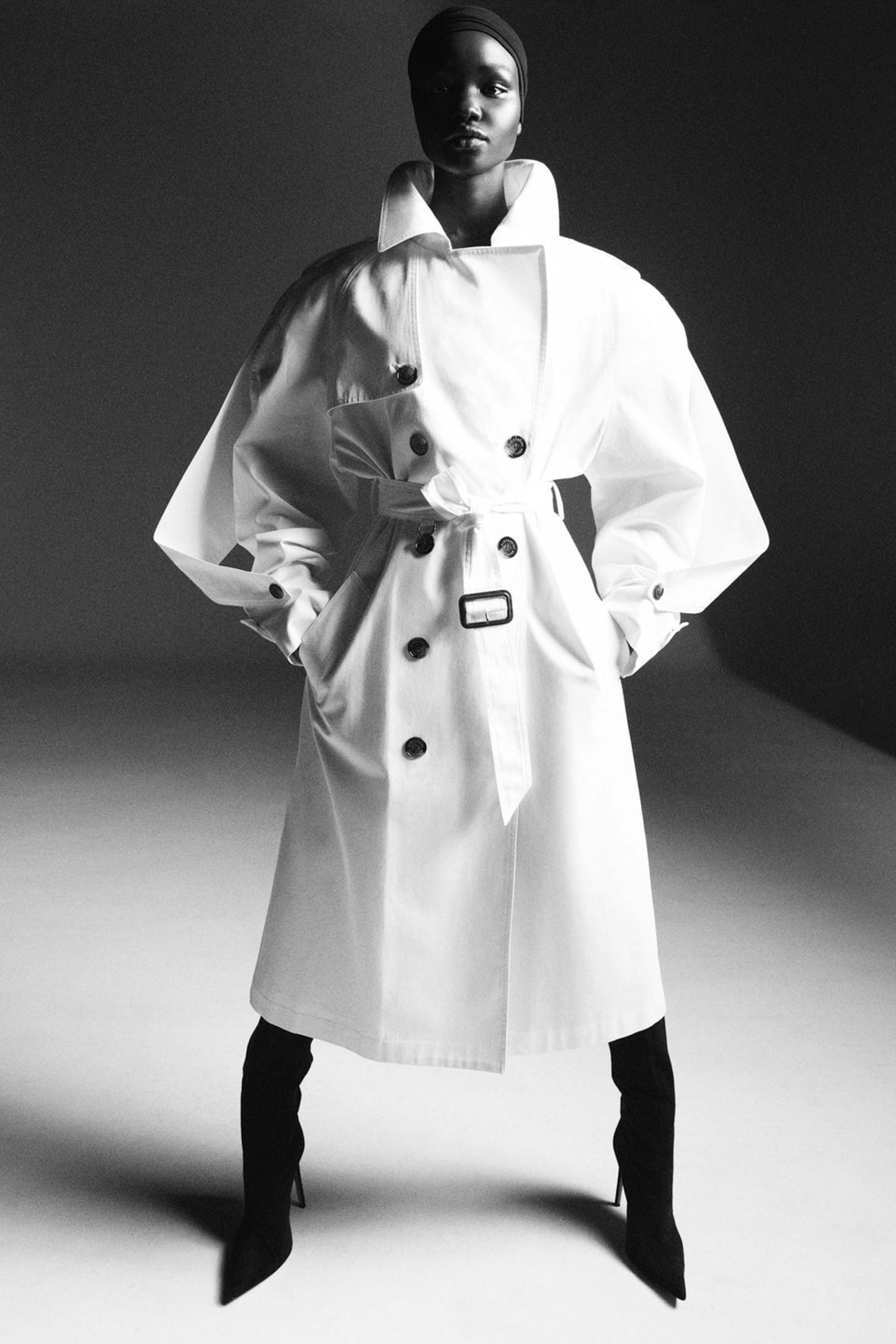 TRENCHCOAT