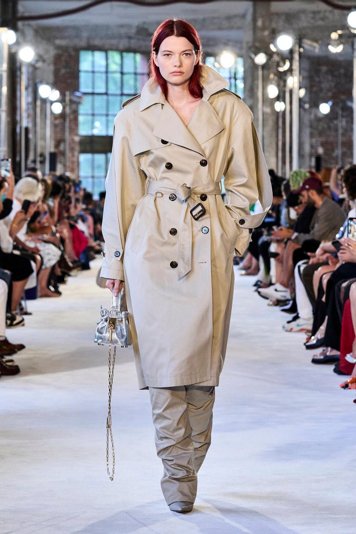 TRENCHCOAT