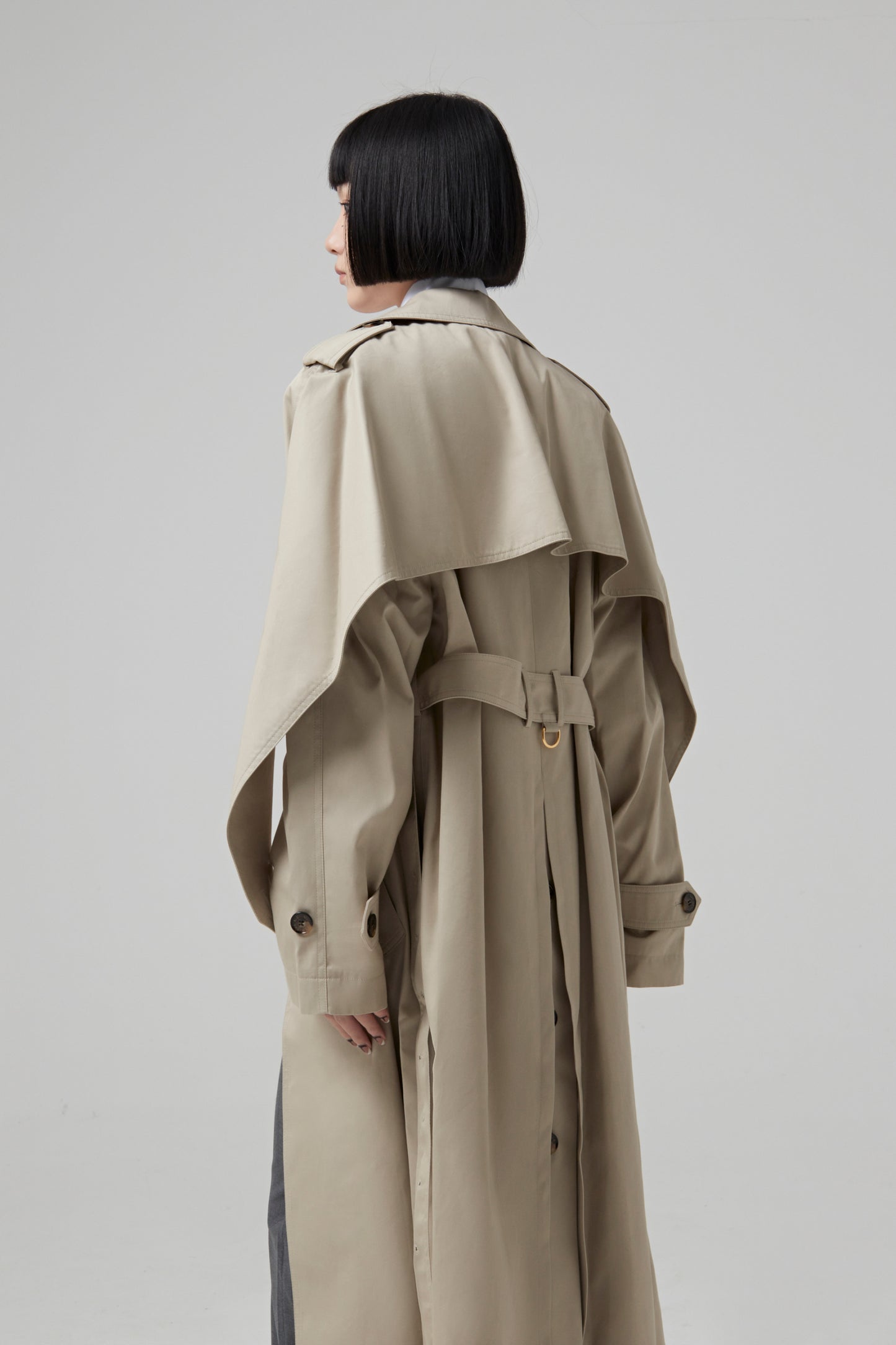 TRENCHCOAT