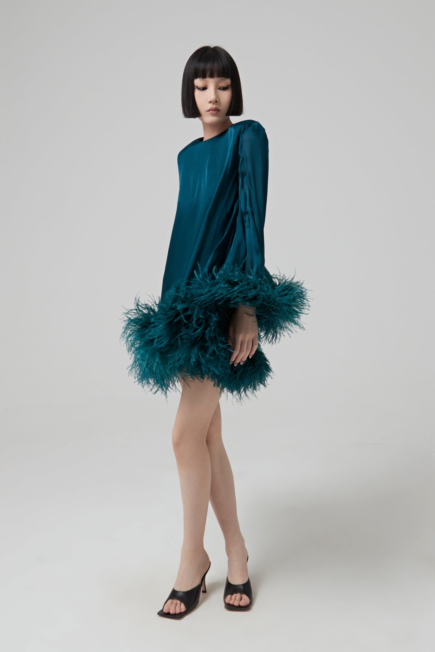 FEATHER DRESS