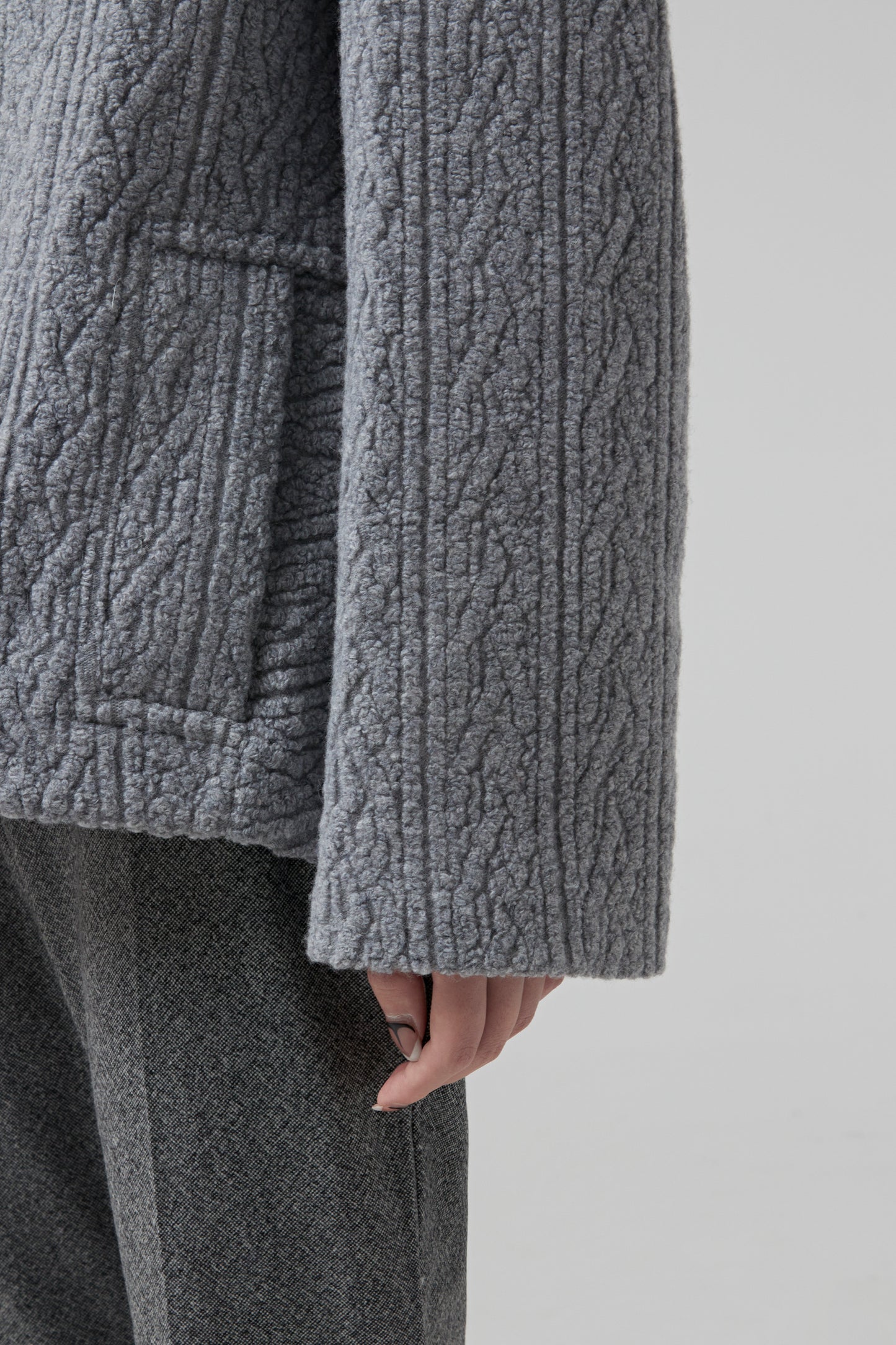 SINGLE BREASTED GREY JACQUARD JERSEY JACKET BUTTONED IN THE FRONT