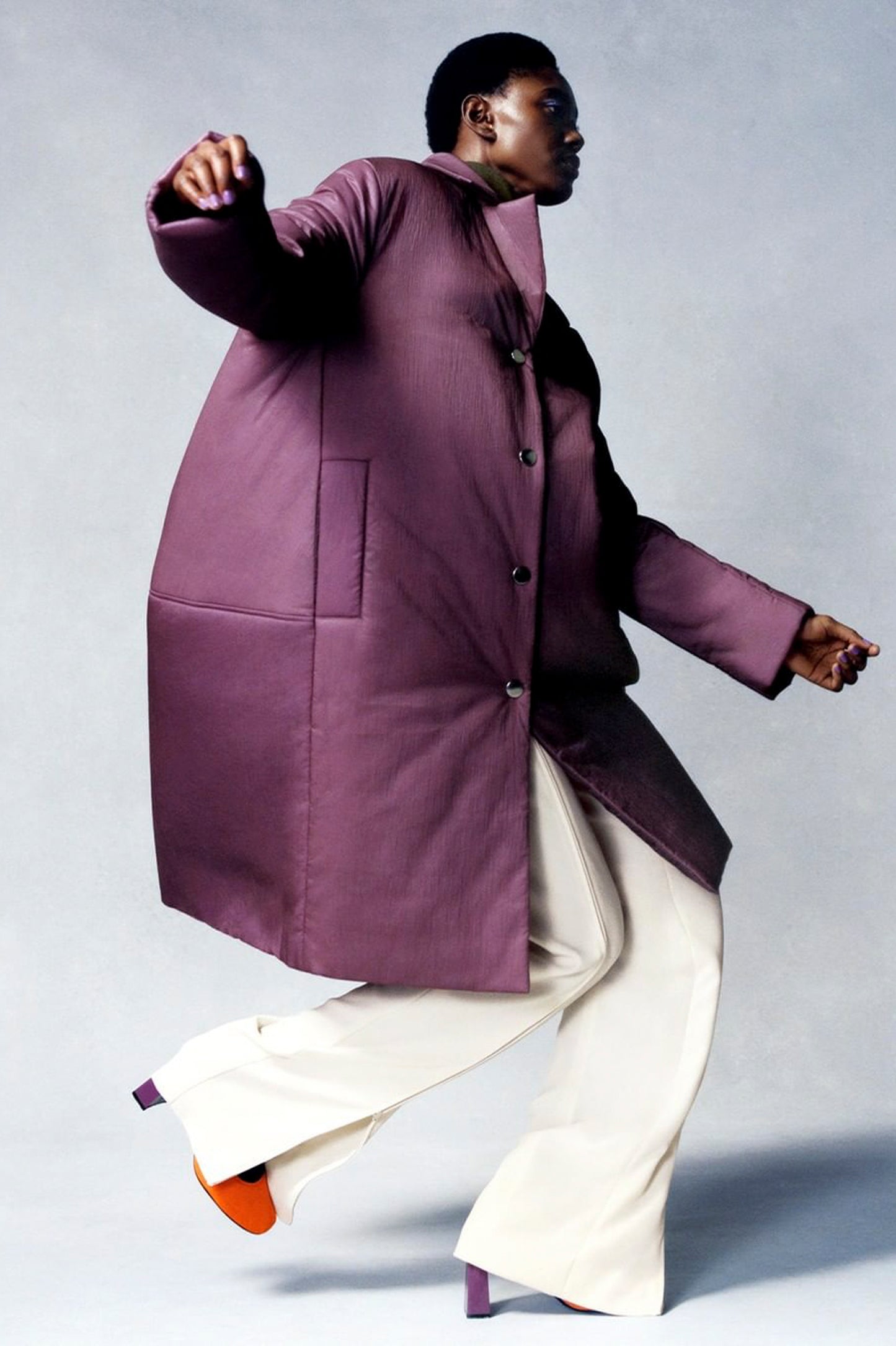 WIDE PANTS IN RECYCLED GABARDINE ZIPPED ON THE TOP OF THE LEG