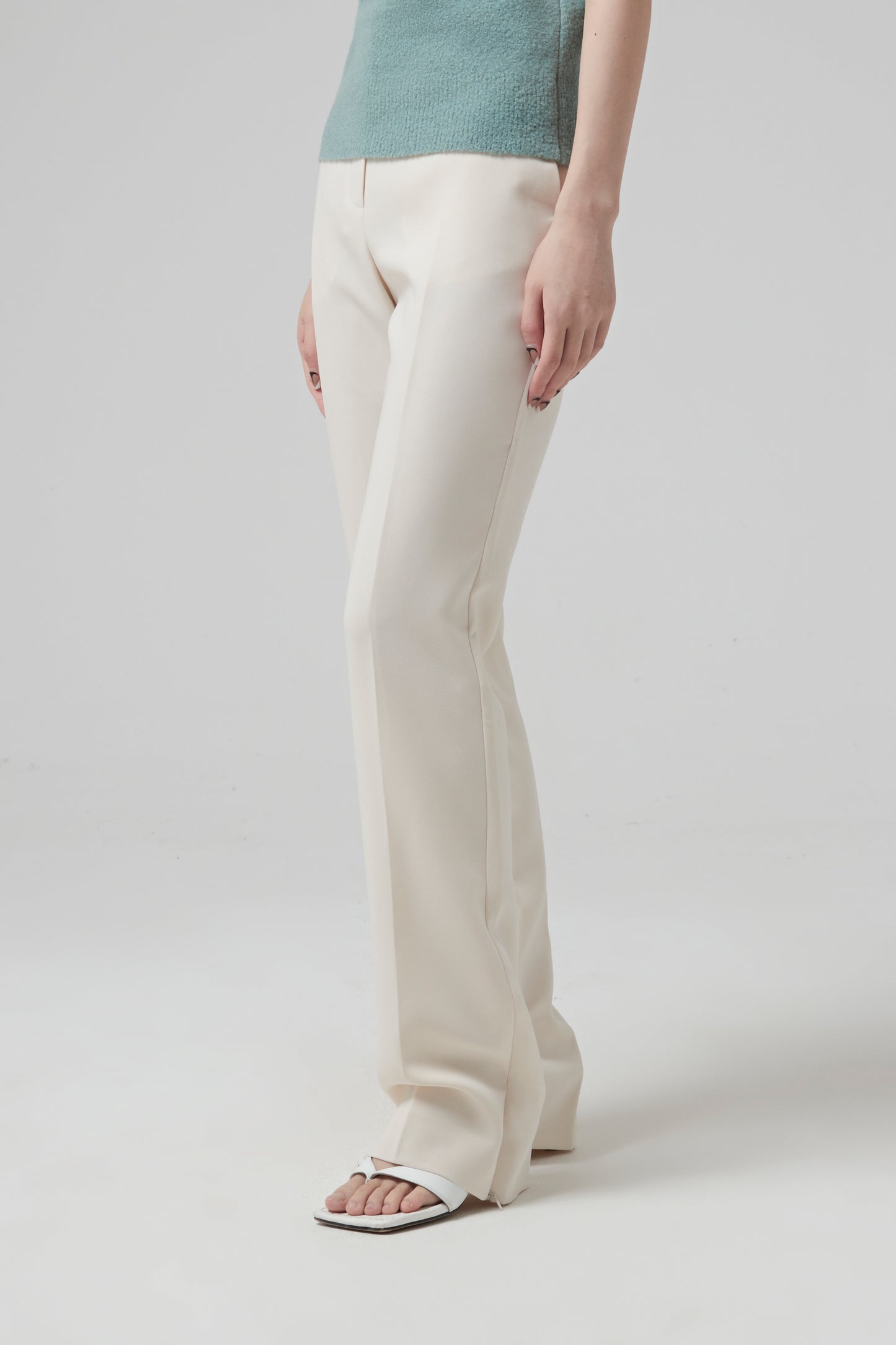 RECYCLED GABARDINE STRAIGHT PANTS. INVISIBLE ZIPPERS IN THE BOTTOM