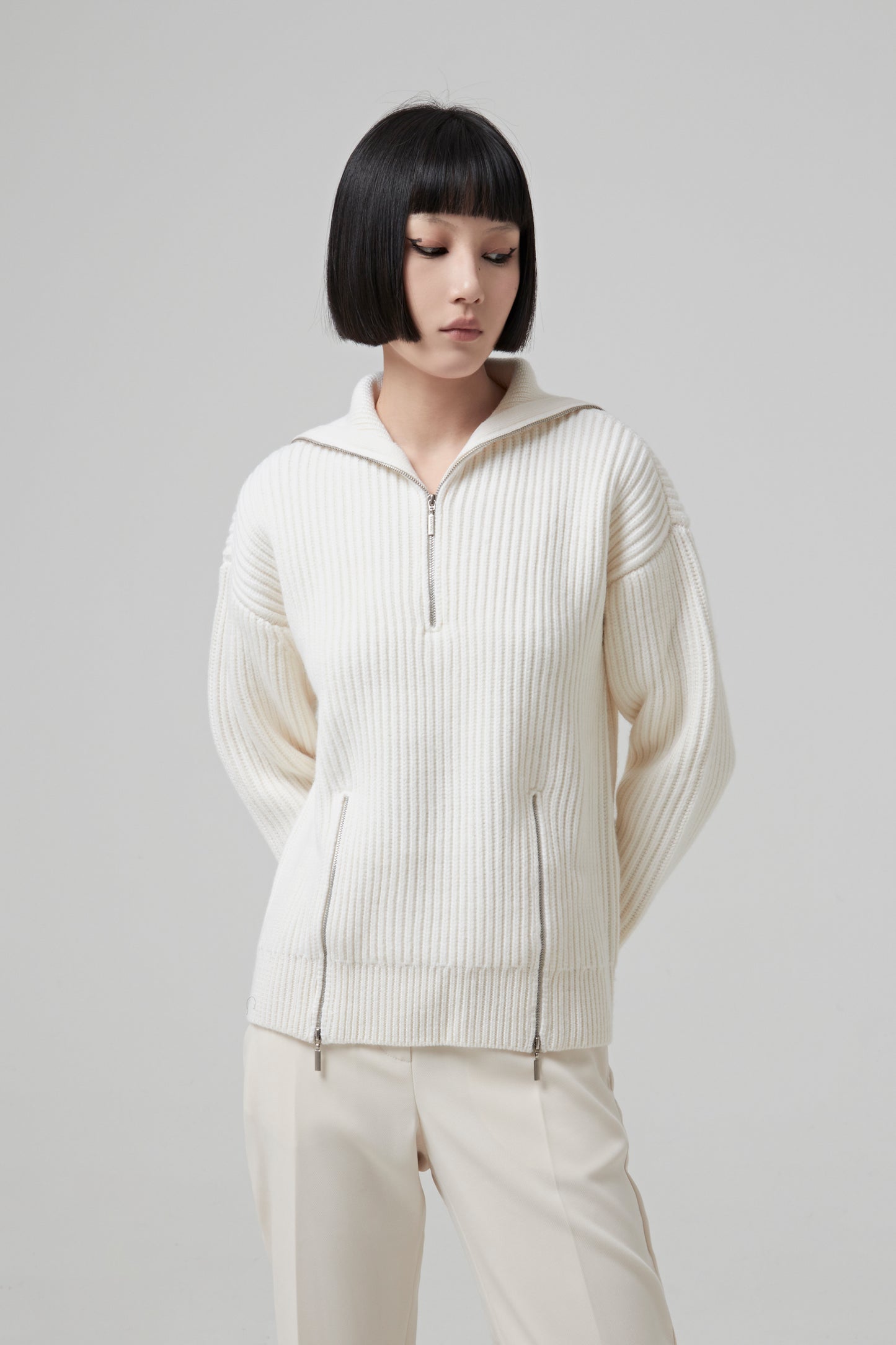 WOOL TRUCKER SWEATER WITH 2 ZIPPED SLITS AT THE BOTTOM