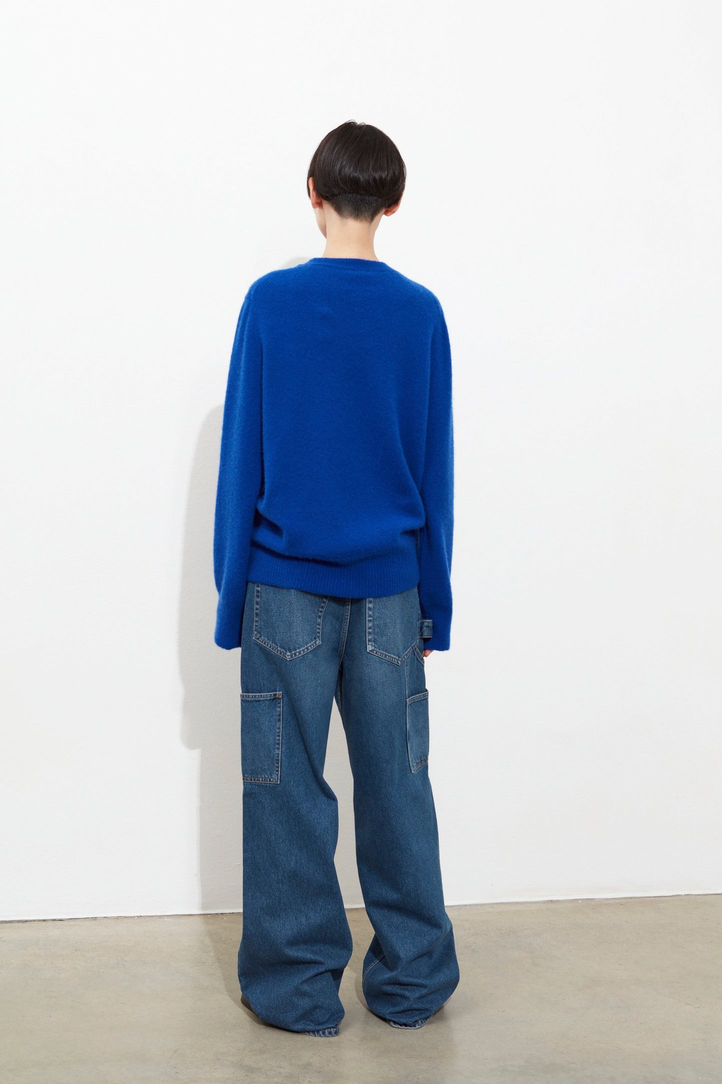 LOOSE FIT ROUND NECK JUMPER