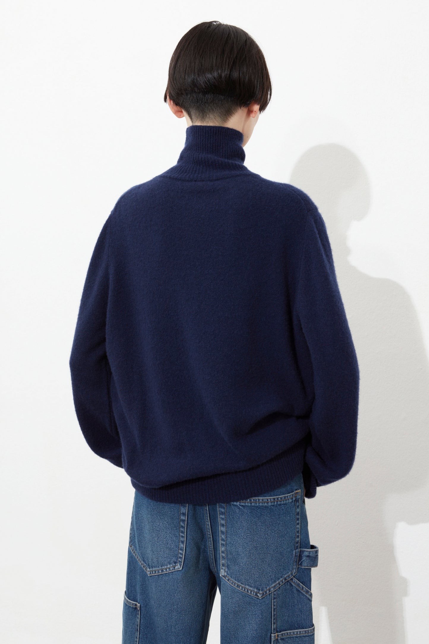LOOSE FIT TURTLENECK JUMPER