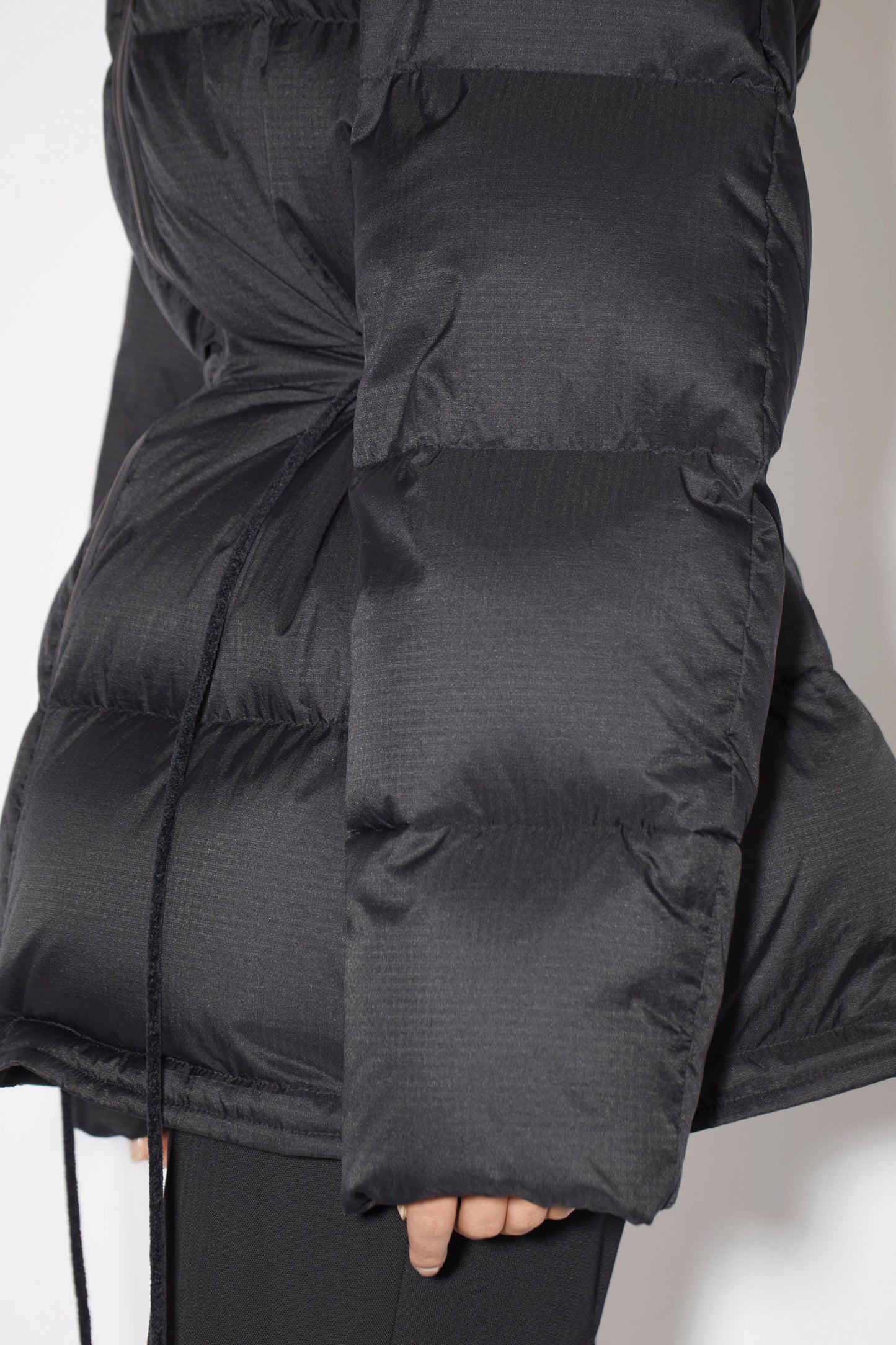 WAIST DOWN JACKET