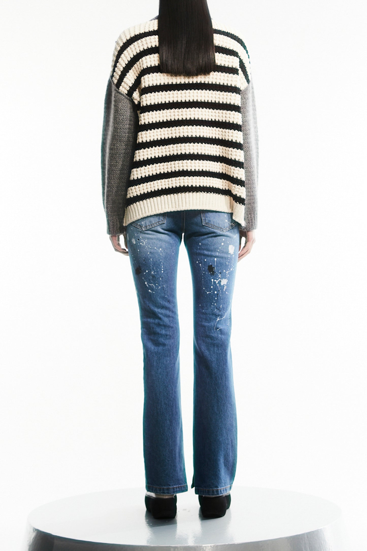 PAINT DROP SIDE BUTTON SKINNY JEANS