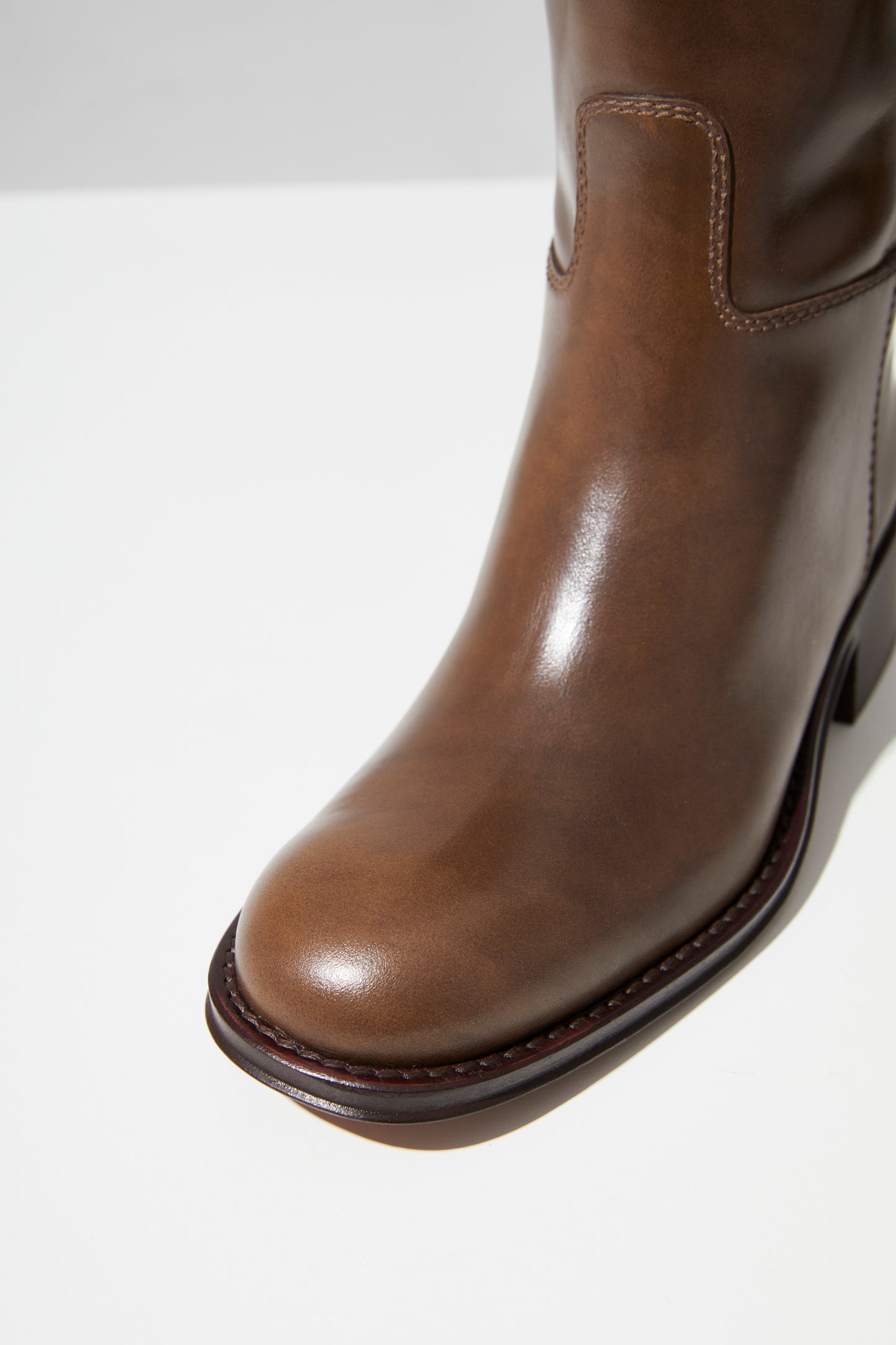 EQUESTRIAN BOOT