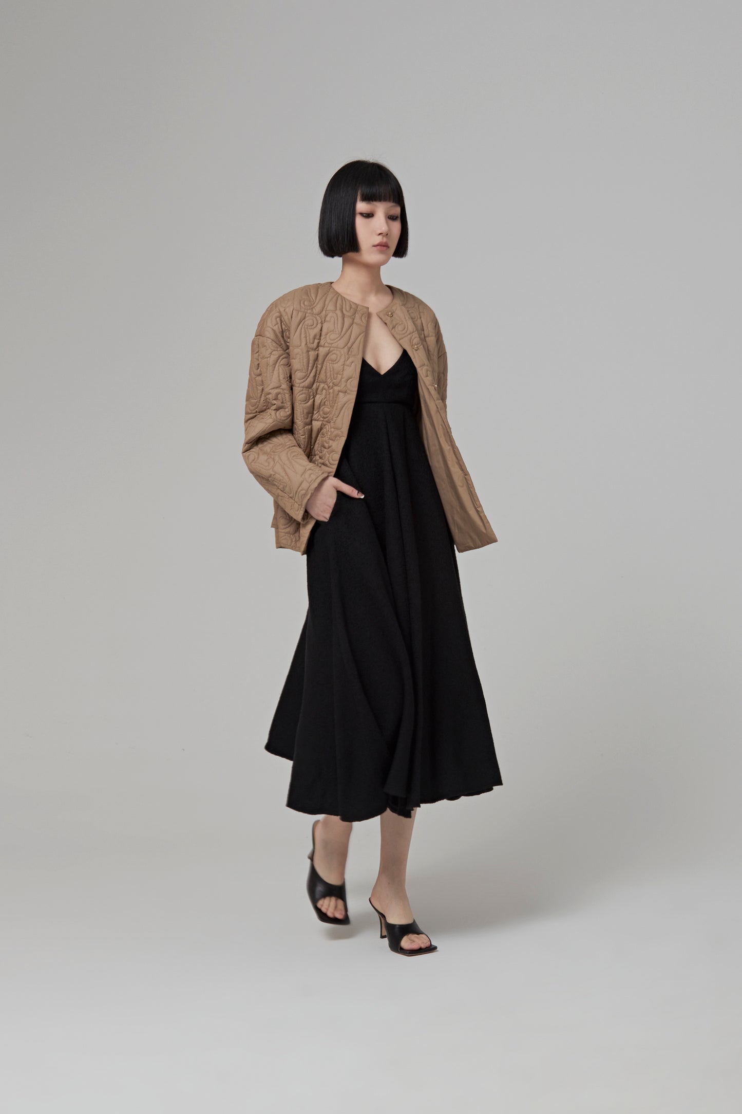 SHORT COAT