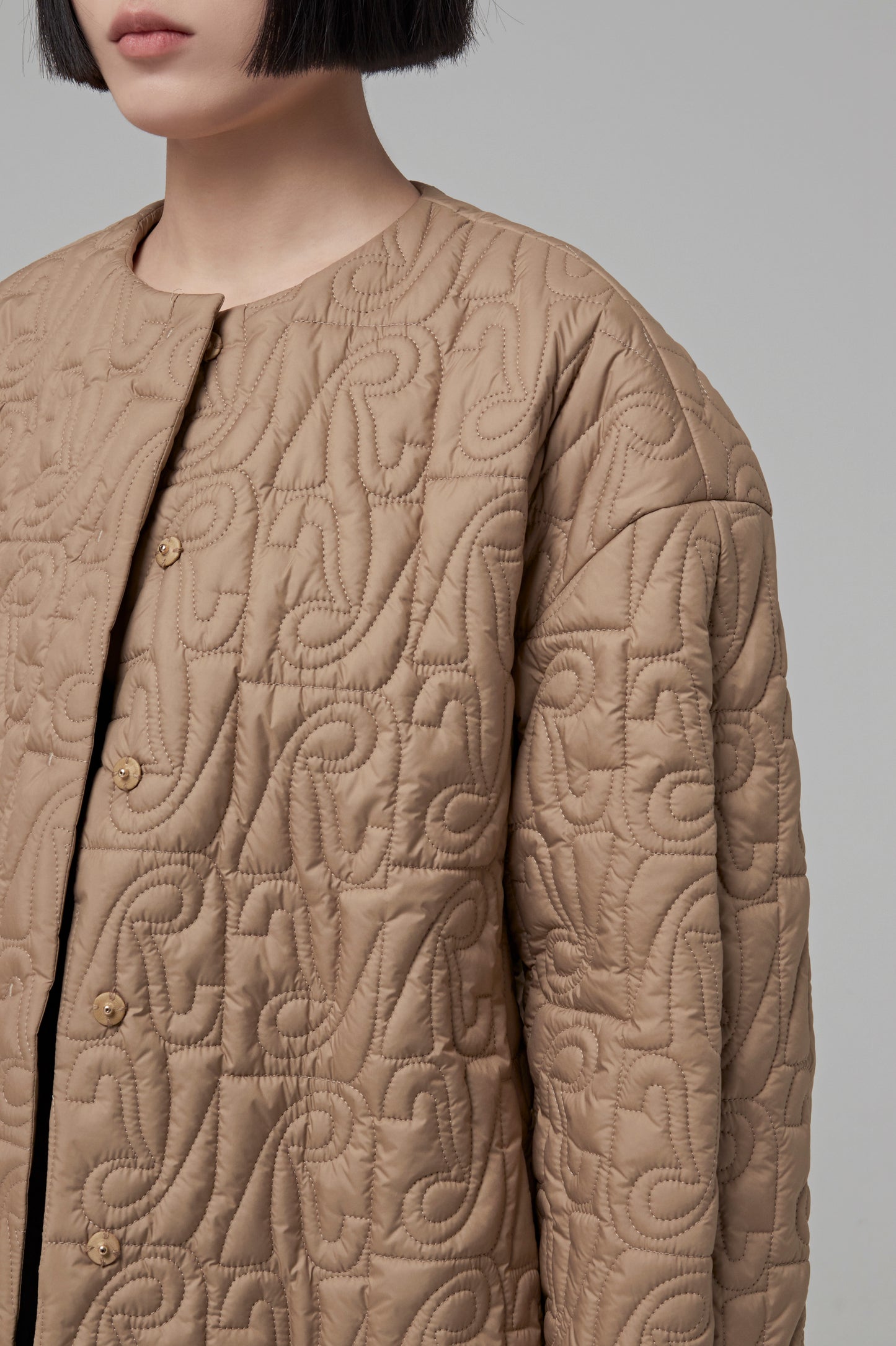 SHORT COAT