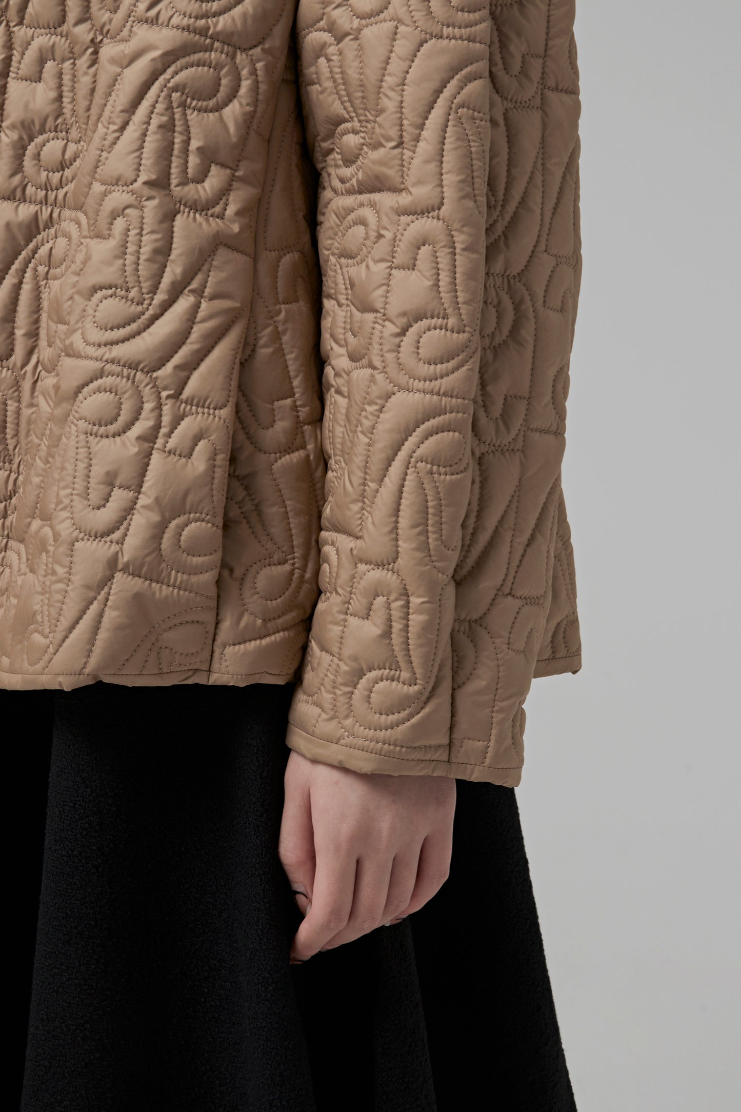 SHORT COAT
