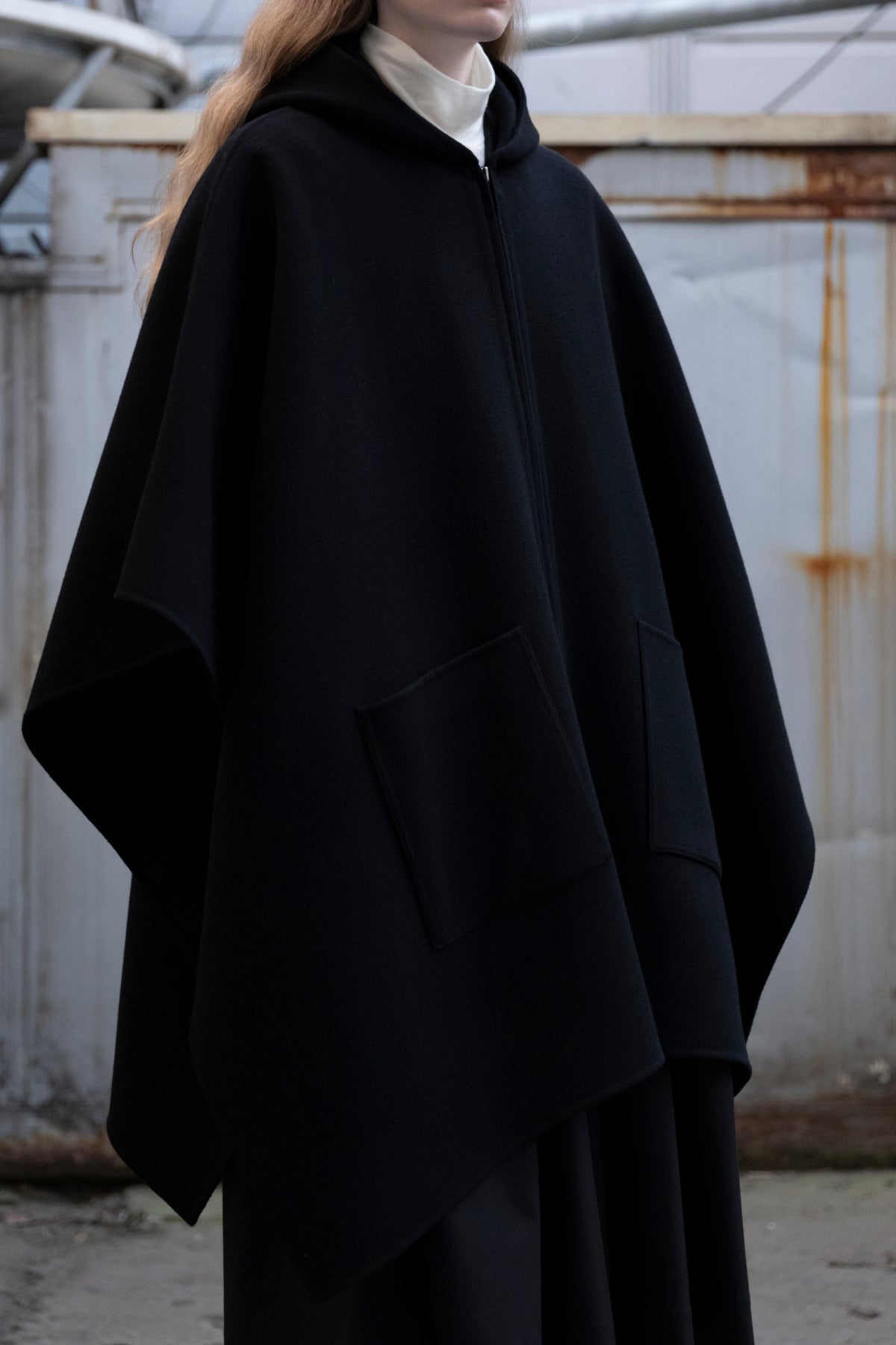 HOOD CAPE COAT