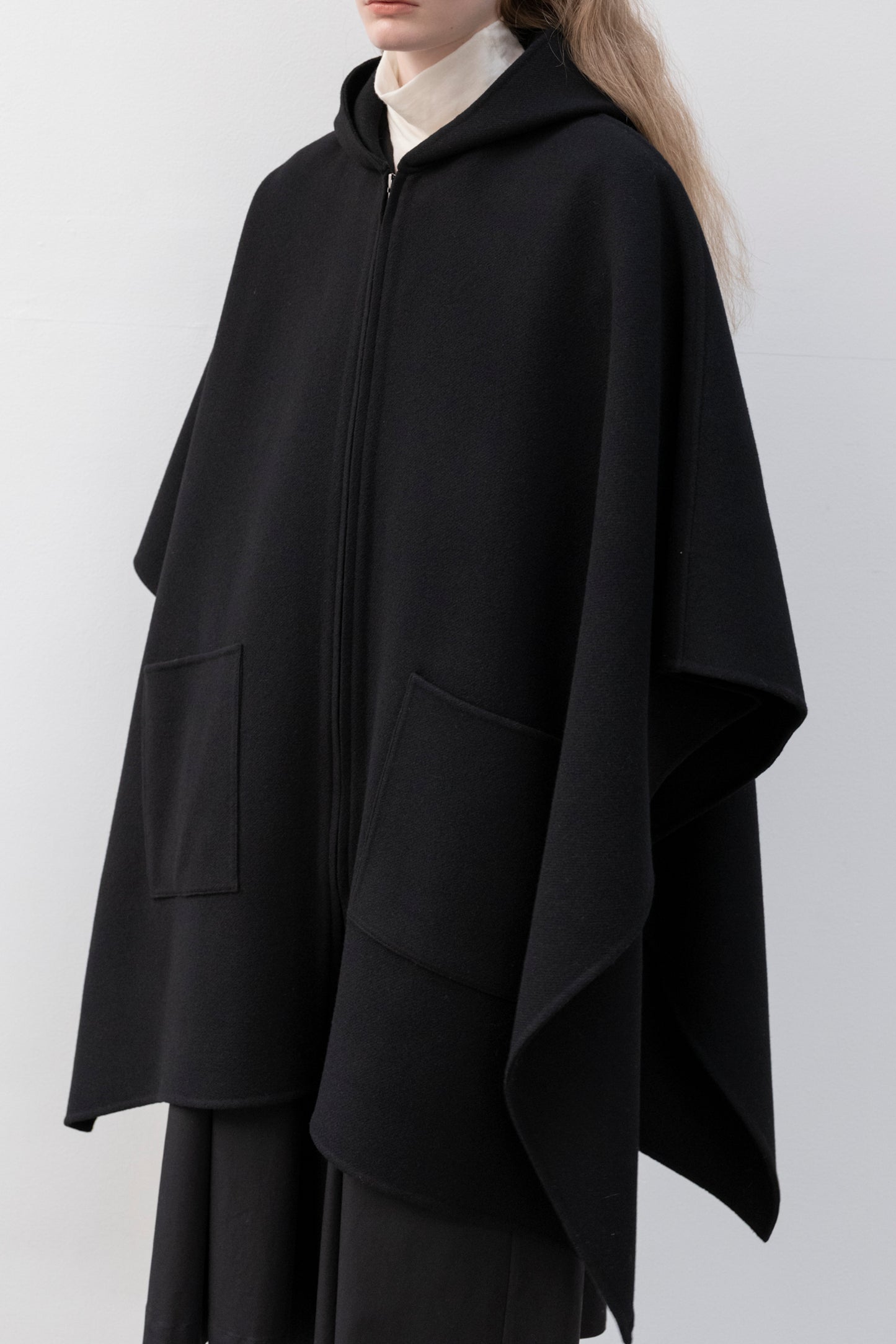 HOOD CAPE COAT