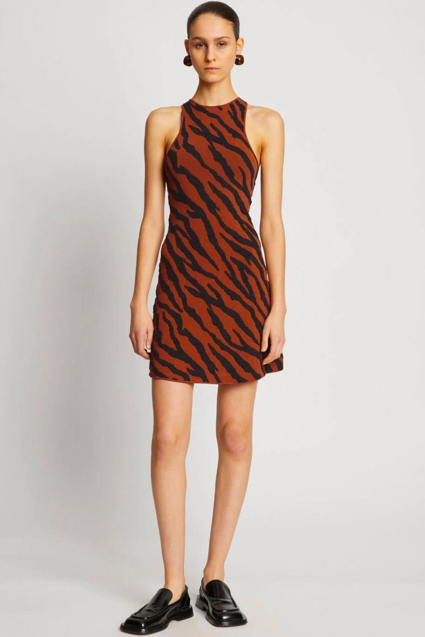 RAZOR FRONT DRESS