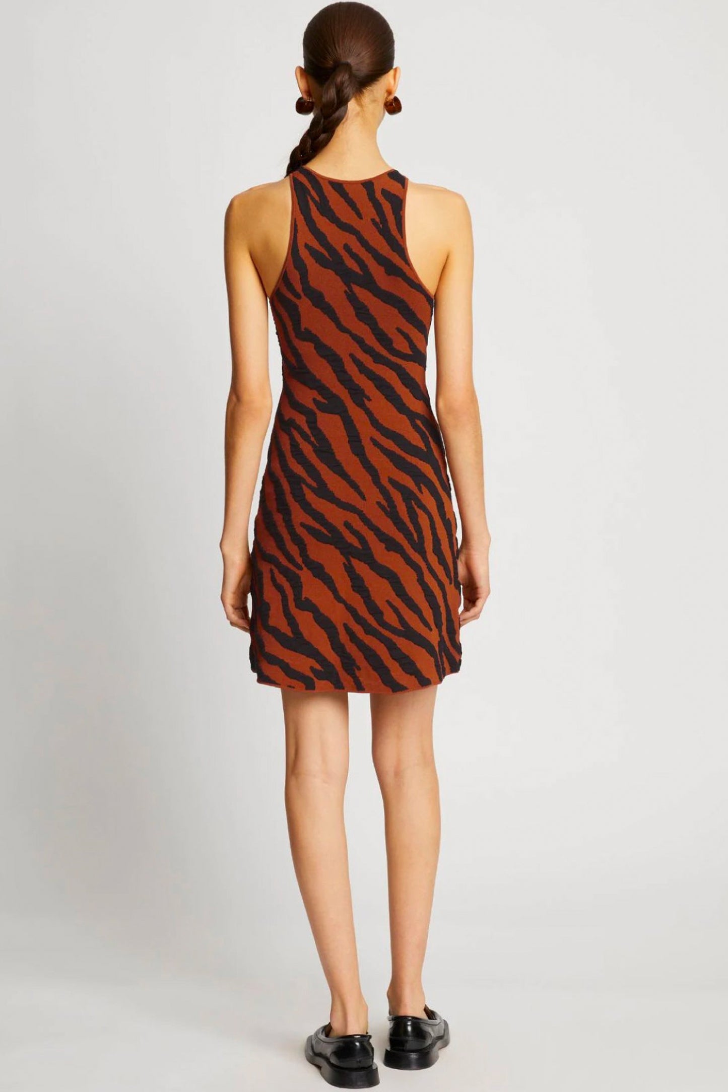 RAZOR FRONT DRESS