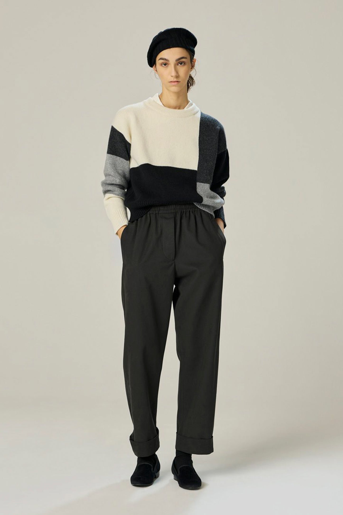 MODERNIST CREW NECK