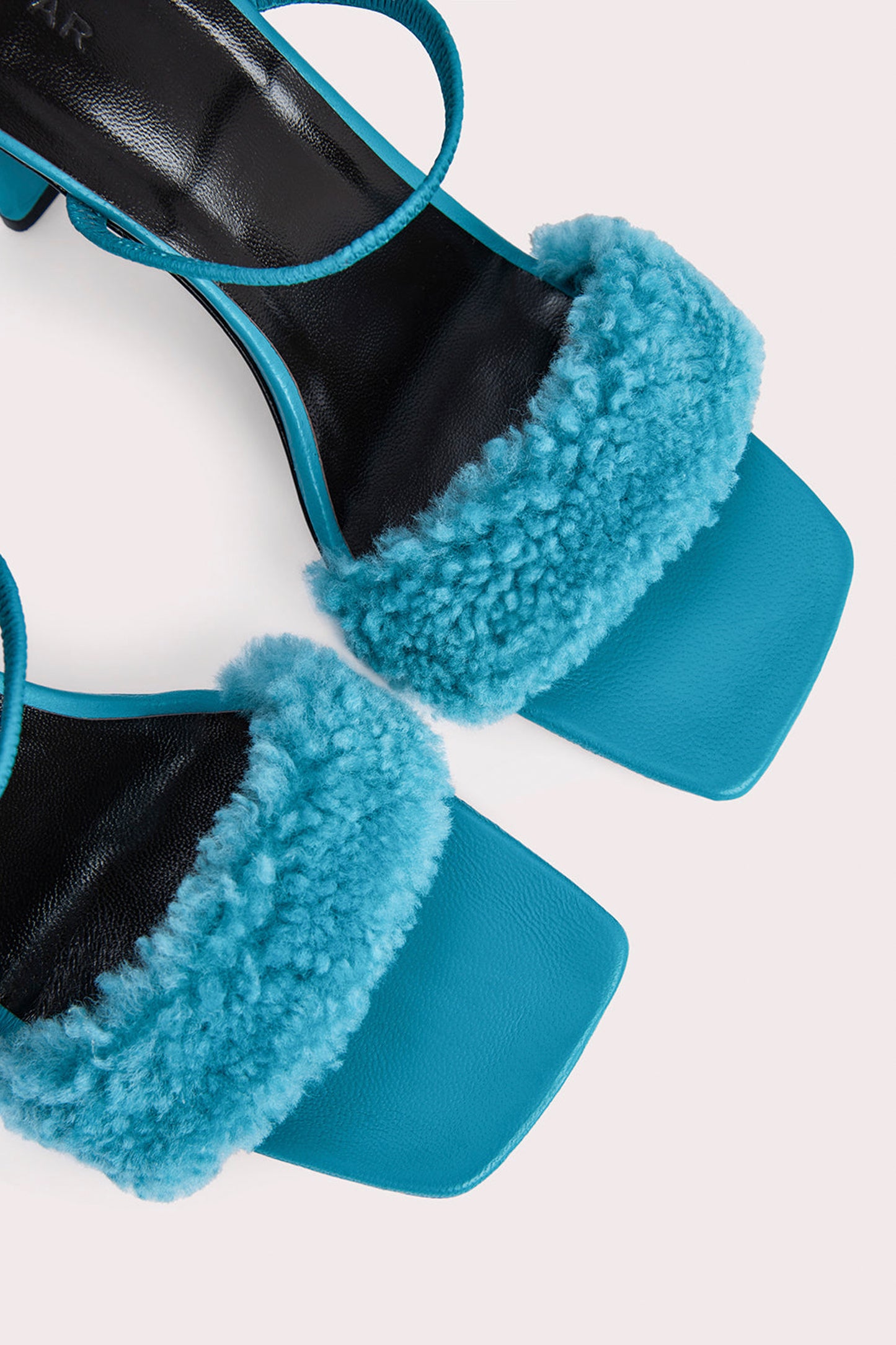 ADA AZUR SHEARLING