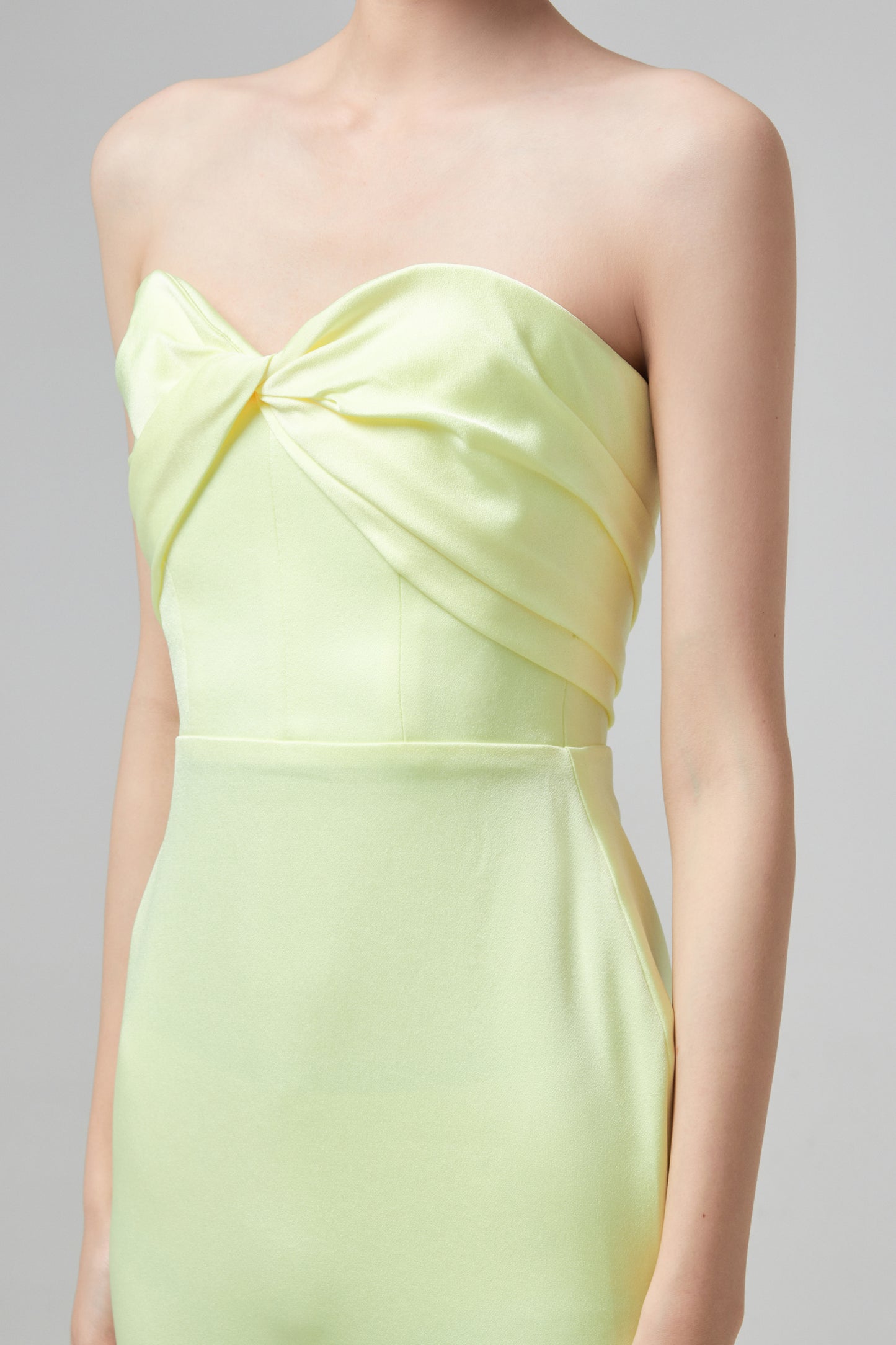 SLOANE- SATIN CREPE STRAPLESS