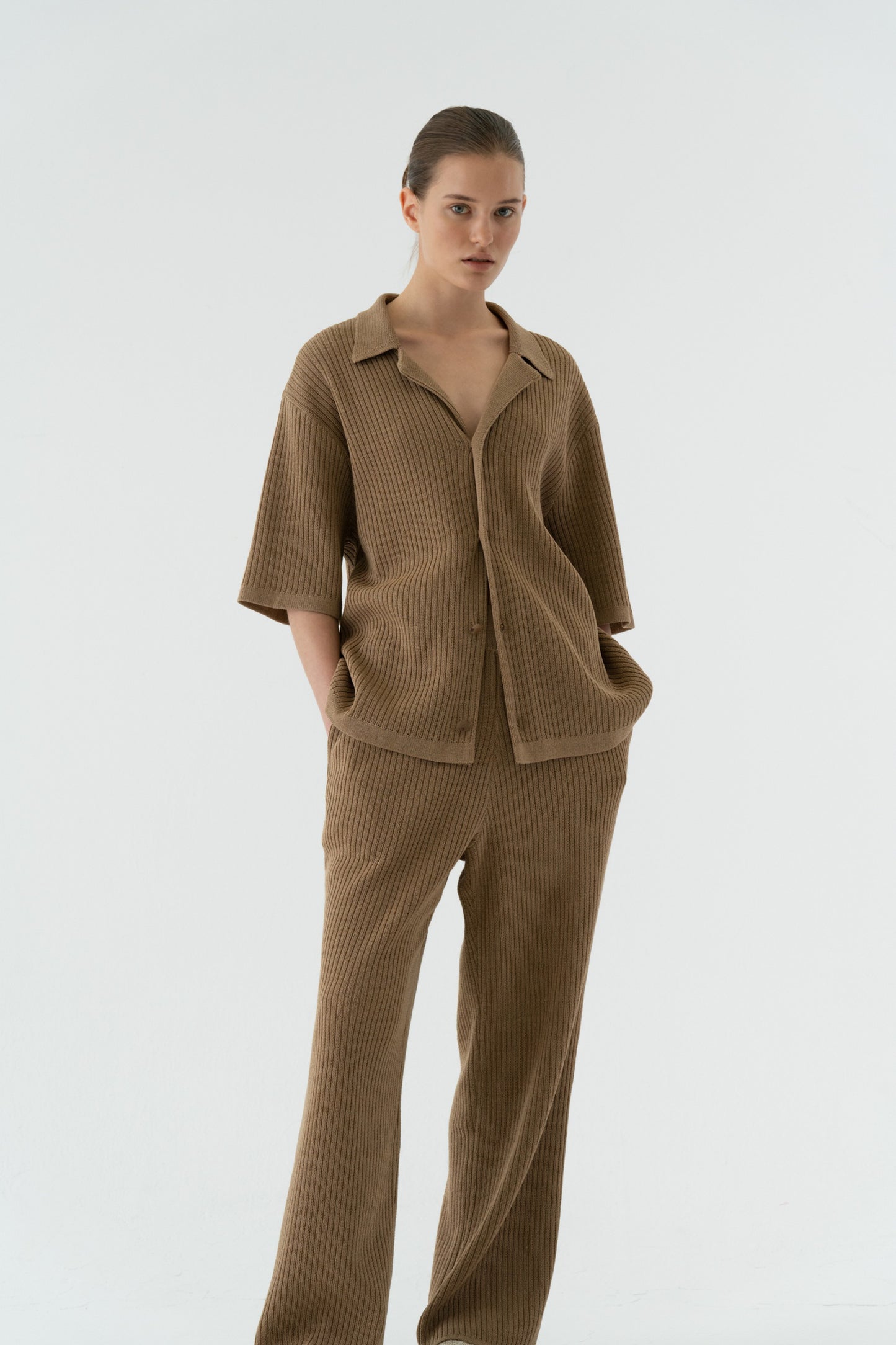 PAPER KNIT PANTS