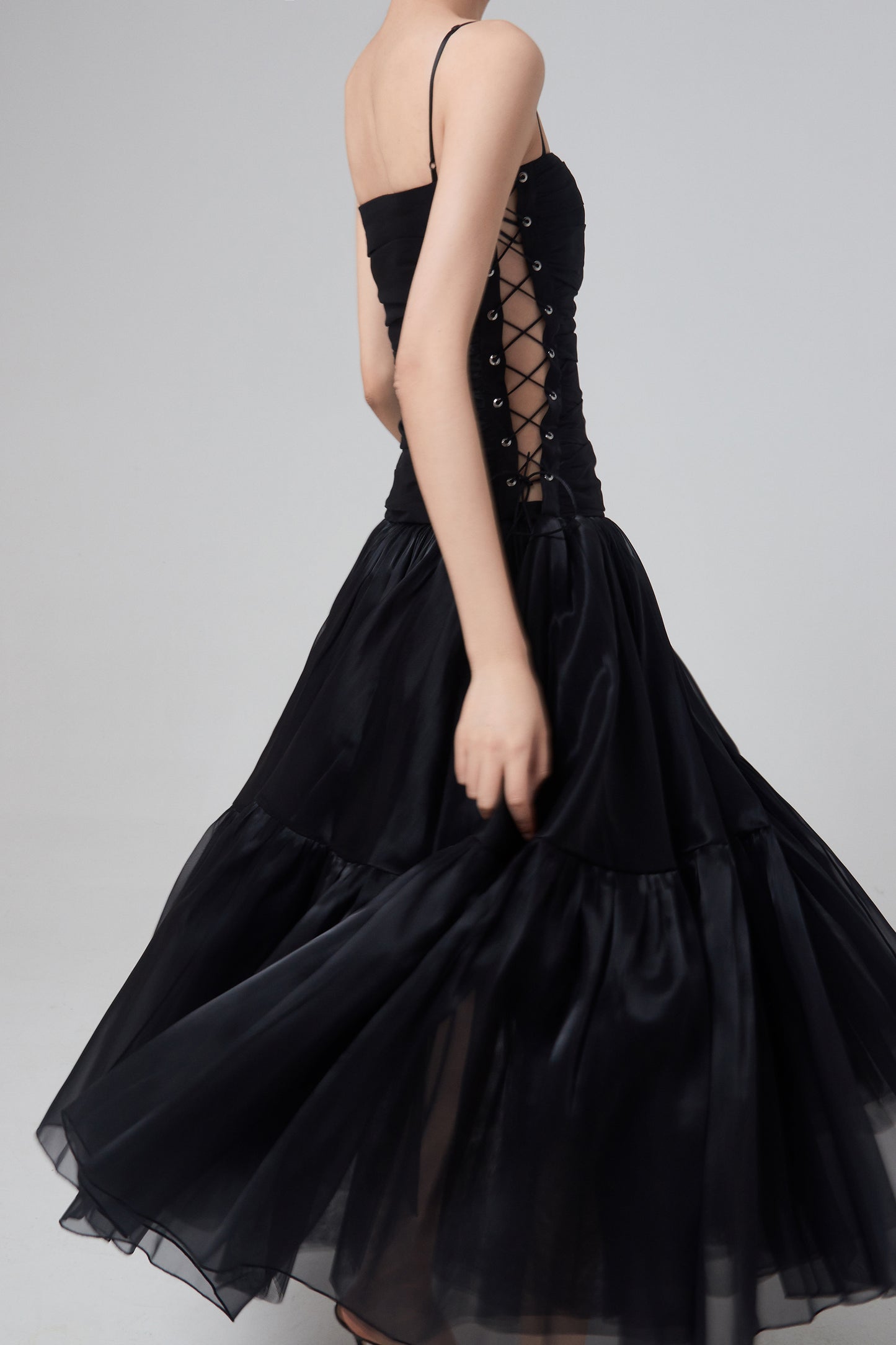 DRESS W/LACING