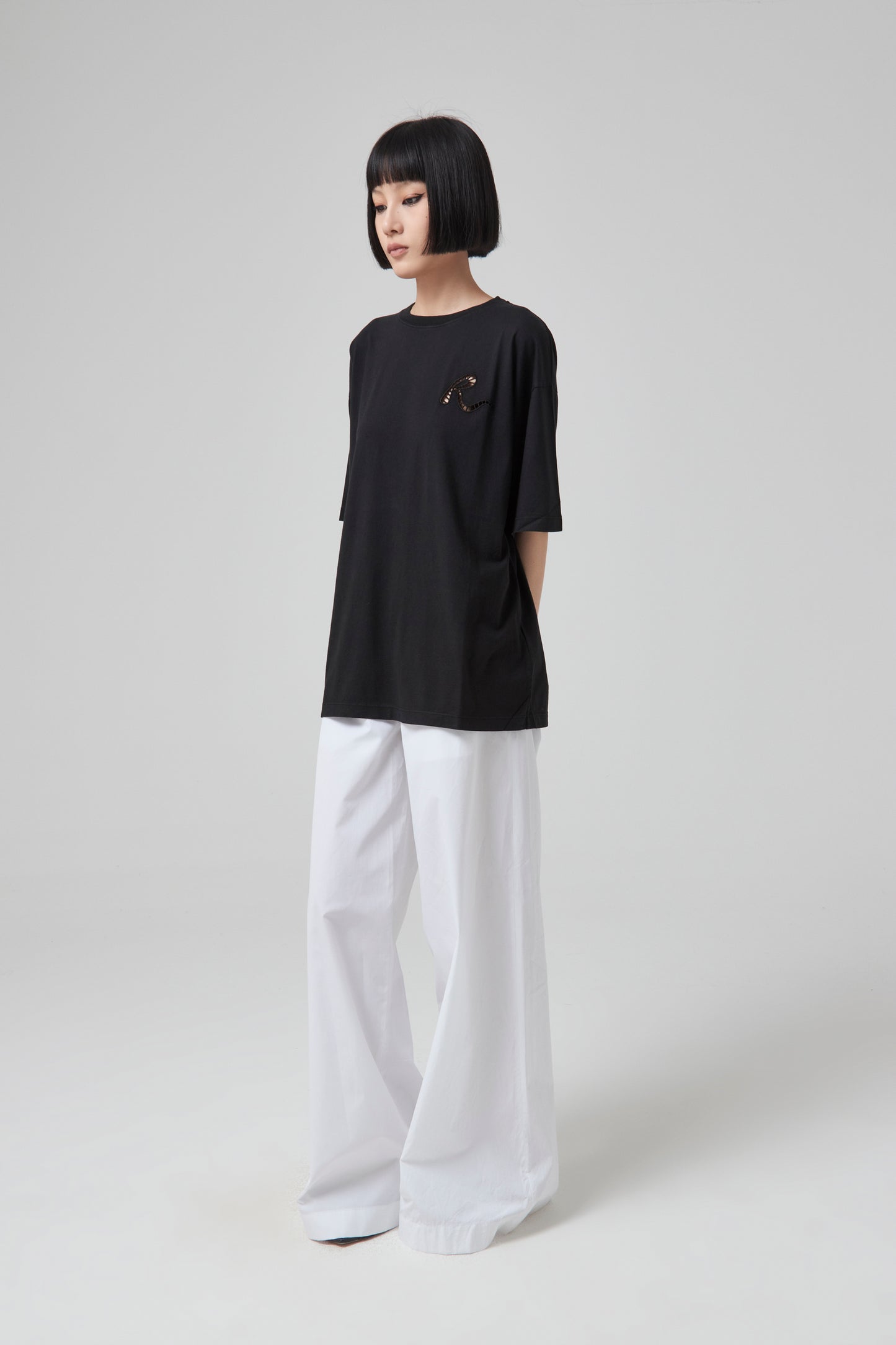 T-SHIRT OVER