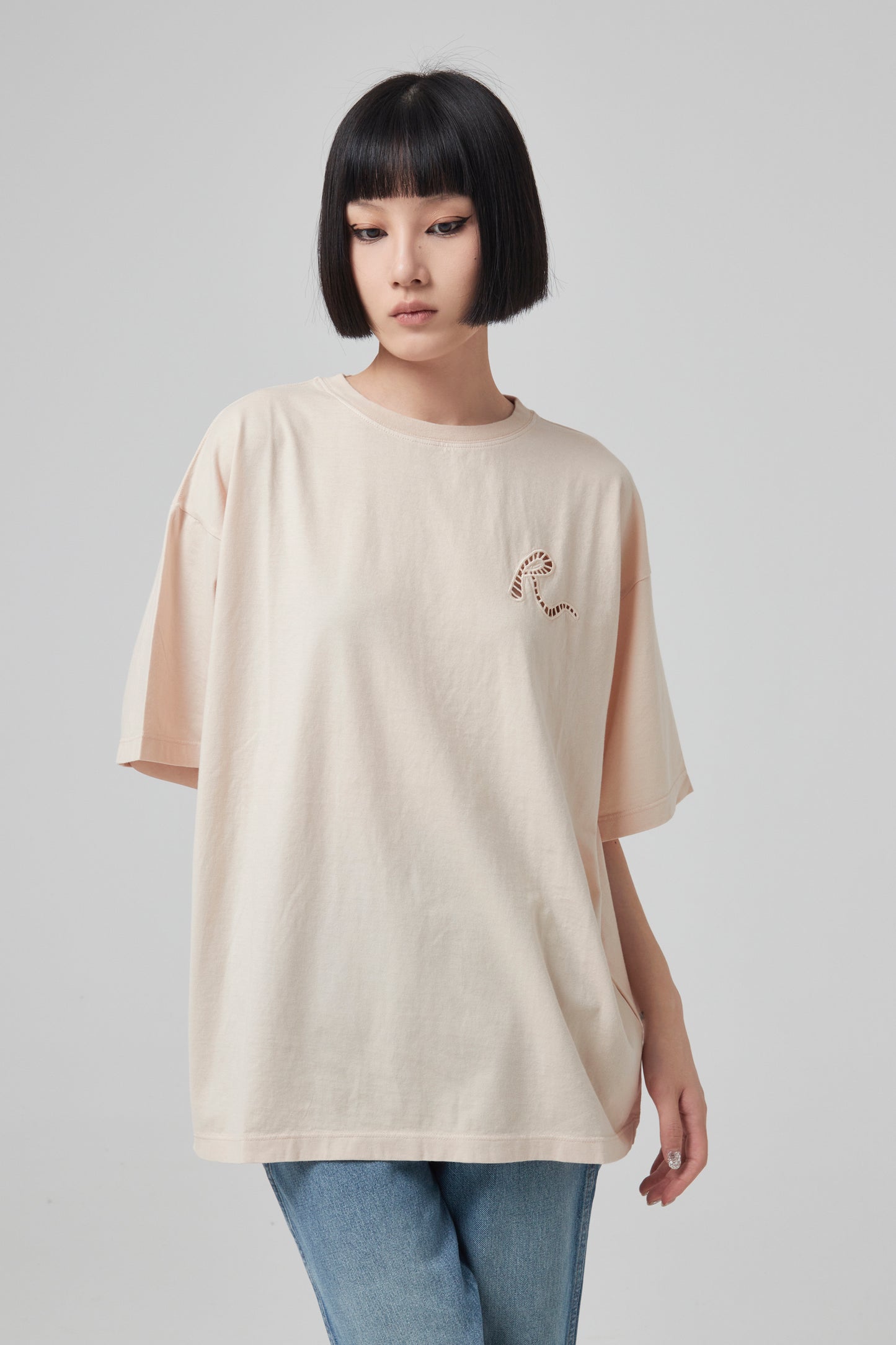 T-SHIRT OVER