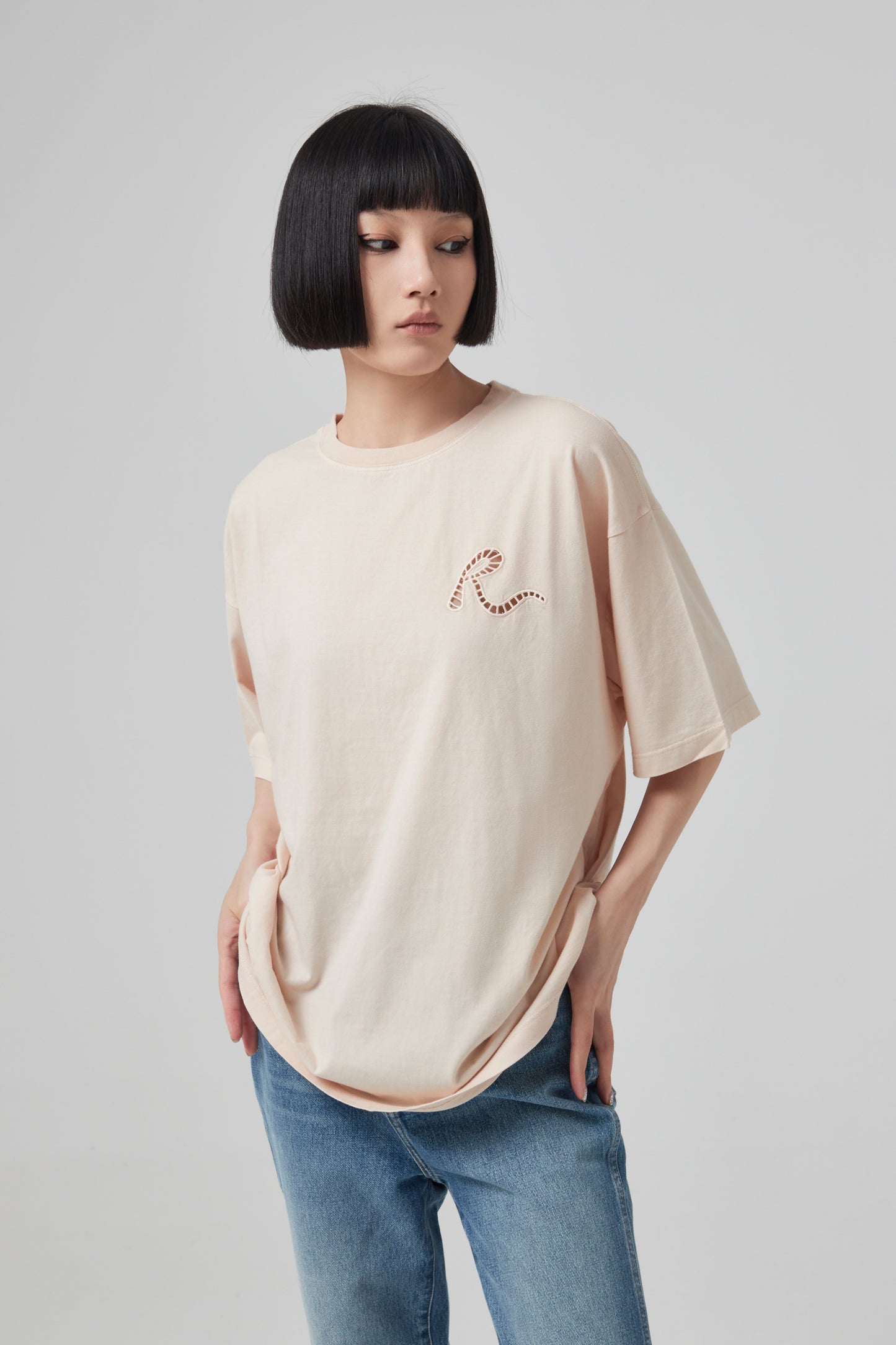 T-SHIRT OVER