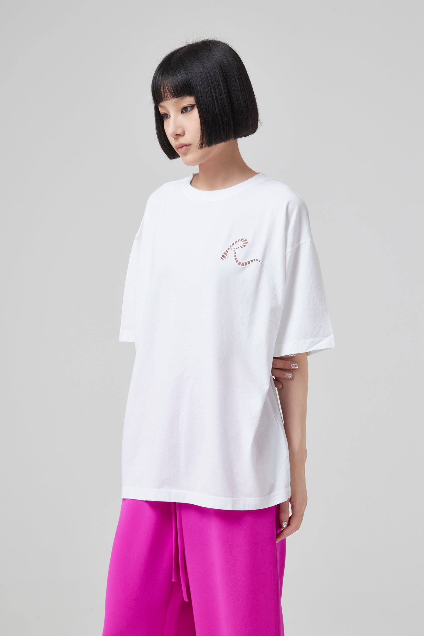 T-SHIRT OVER