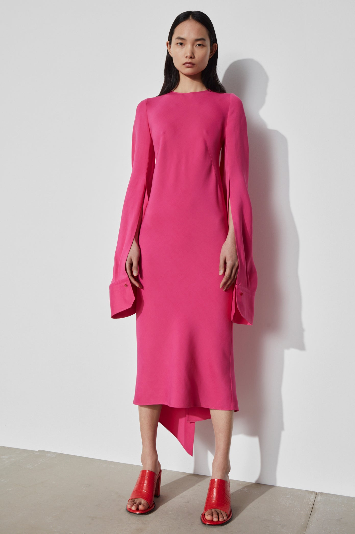 ROUND NECK BIAS CUT DRESS