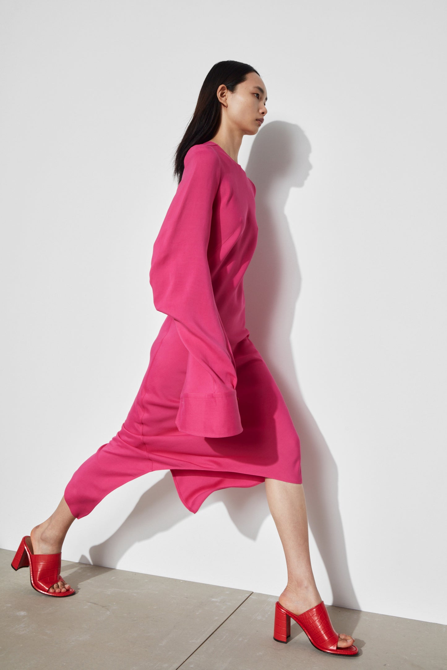 ROUND NECK BIAS CUT DRESS