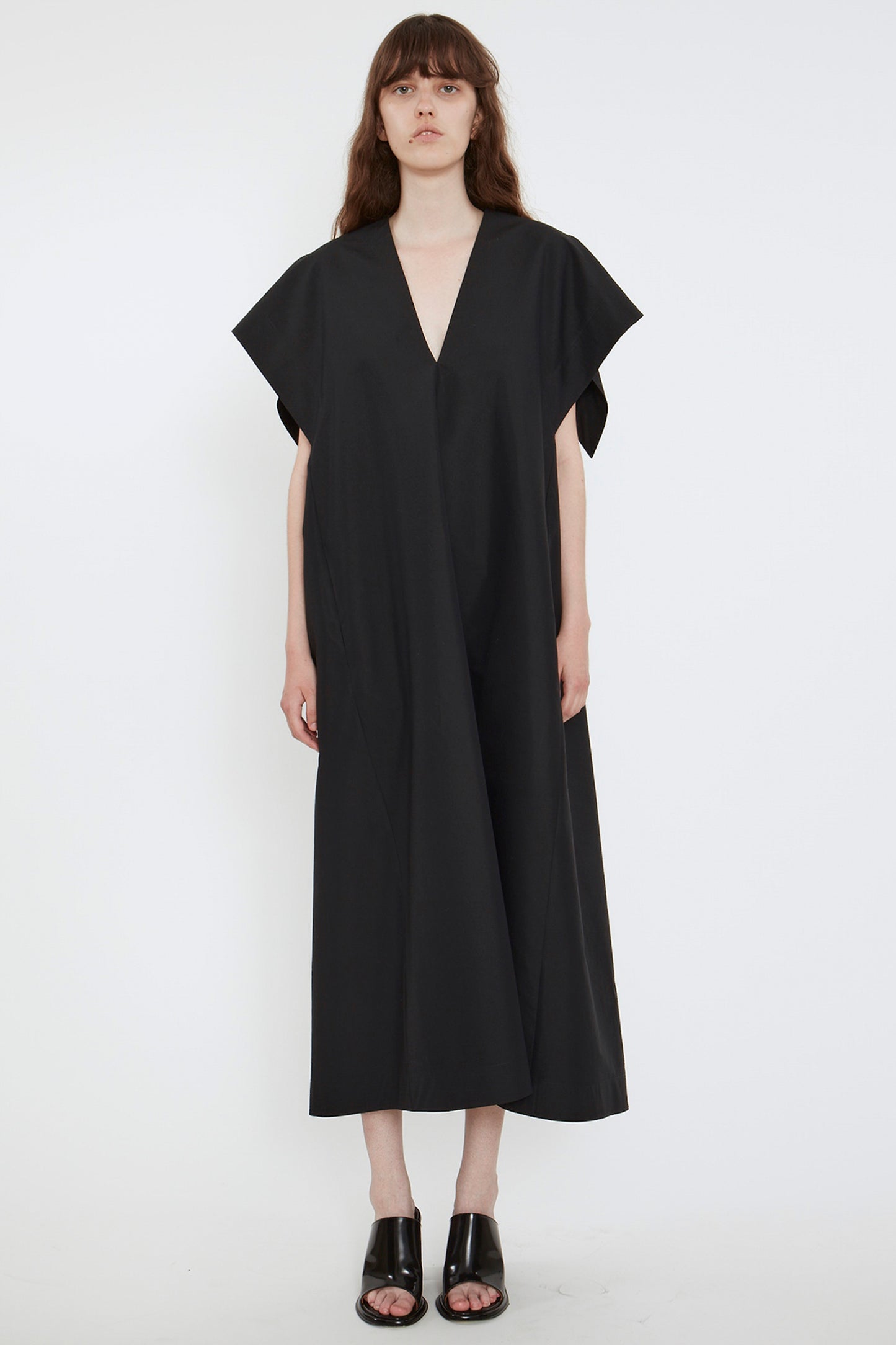 LOOSE FIT V-NECK DRESS