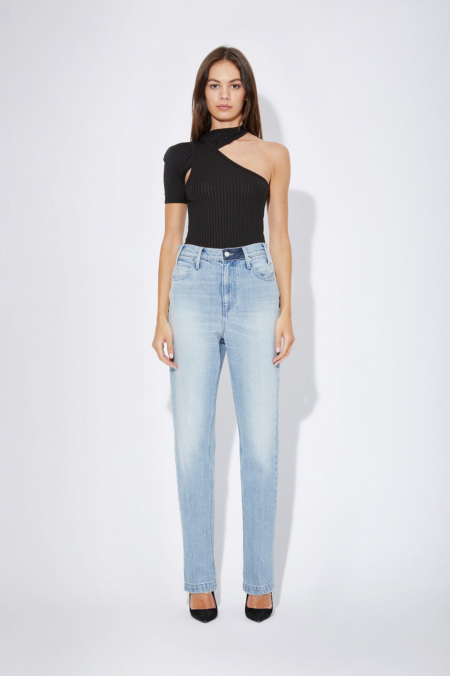STRAIGHT LEG JEANS WITH 7 LOOPS