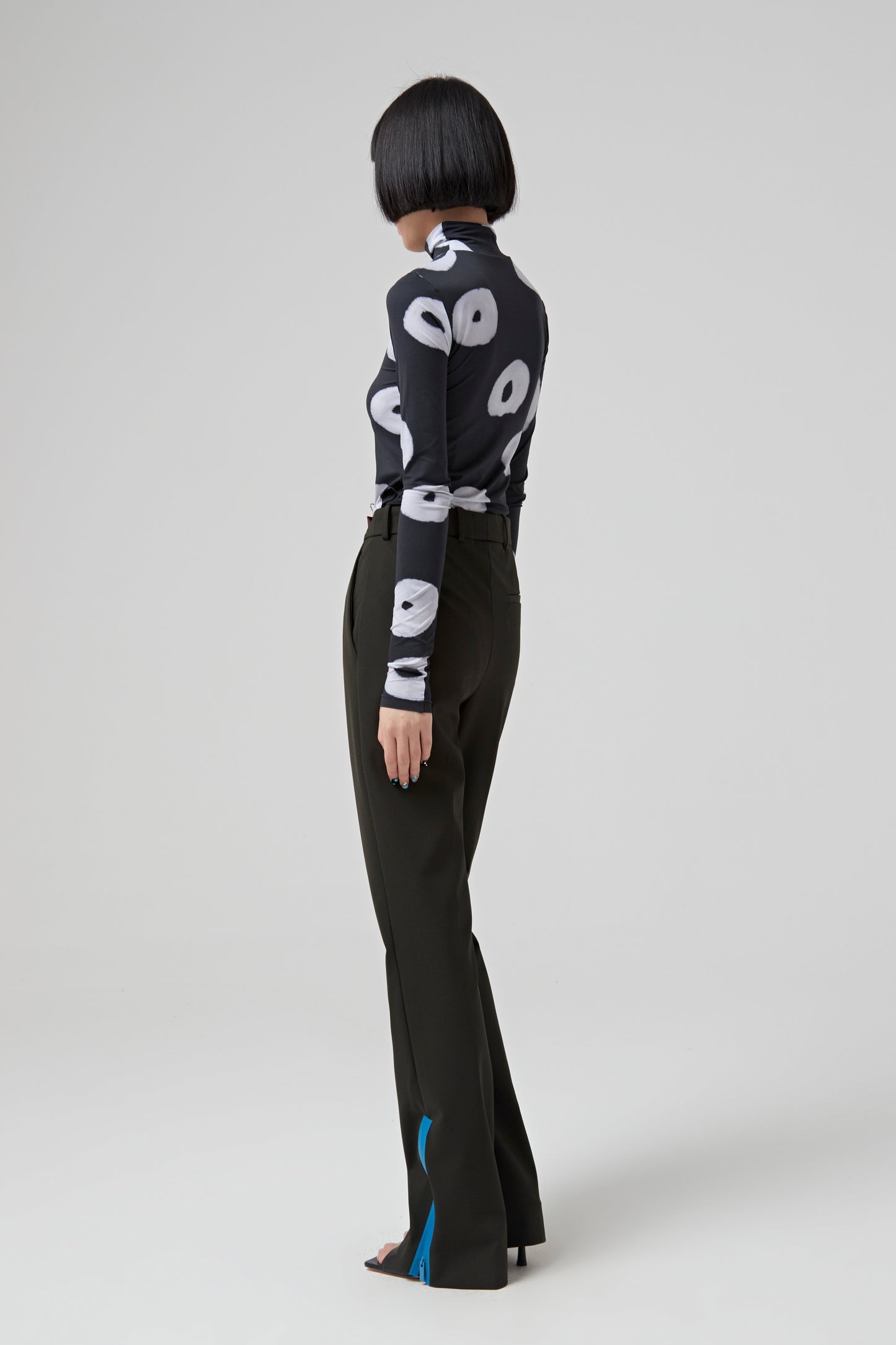 SECOND SKIN PRINTED HIGH NECK TOP