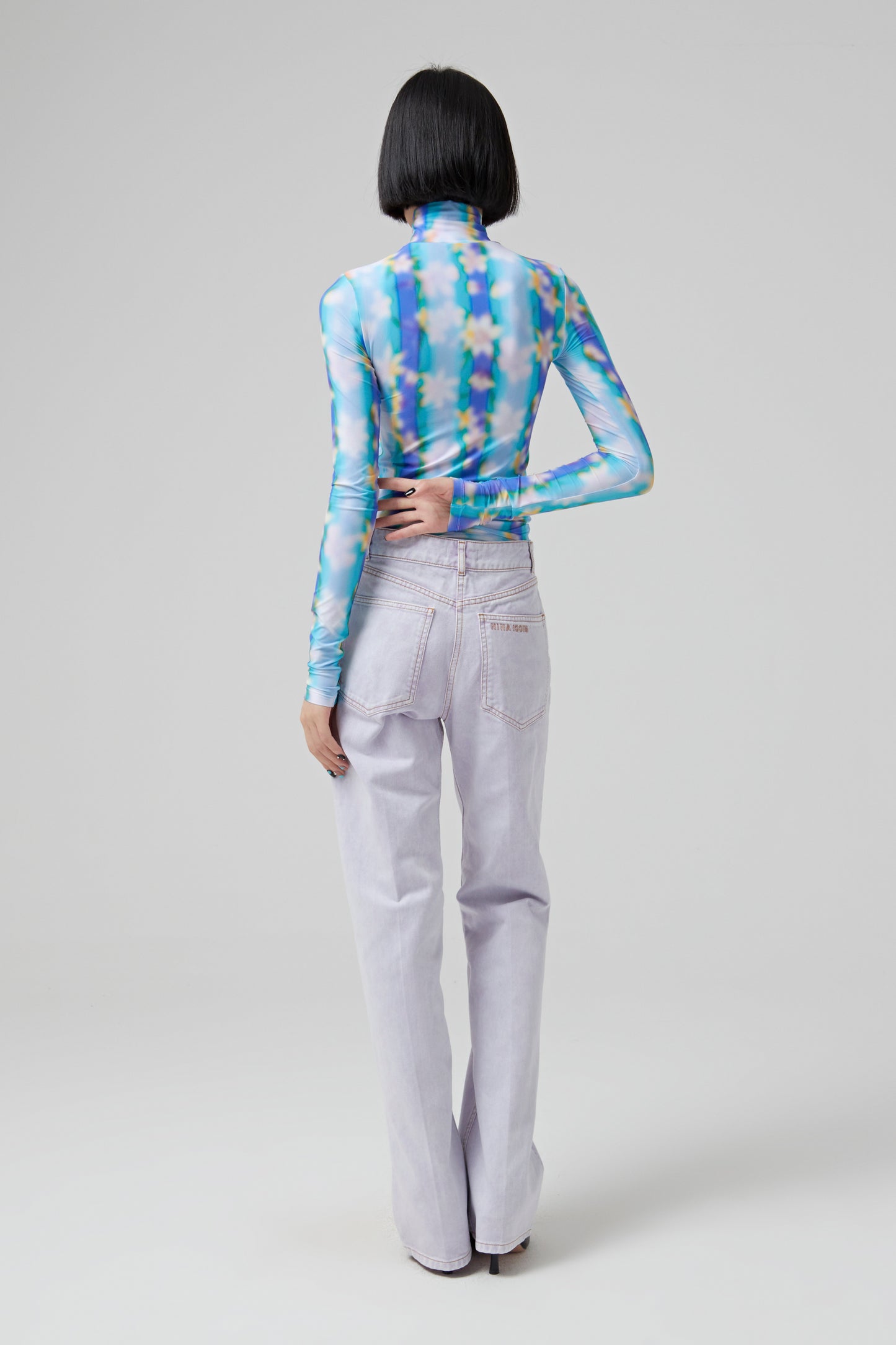 SECOND SKIN PRINTED HIGH NECK TOP