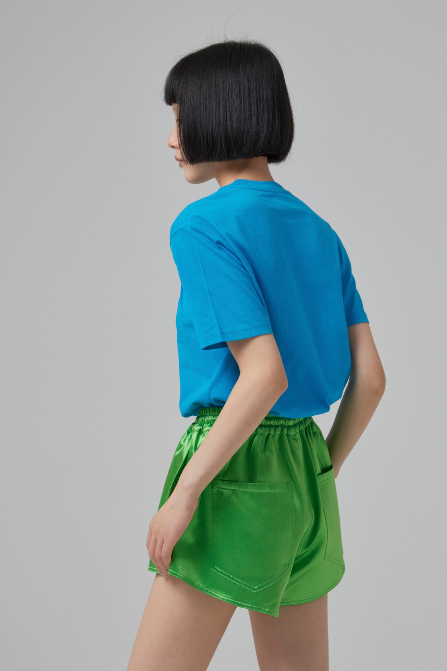T SHIRT WITH EMROIDERY NINA RICCI CONTRASTED ON THE CHEST