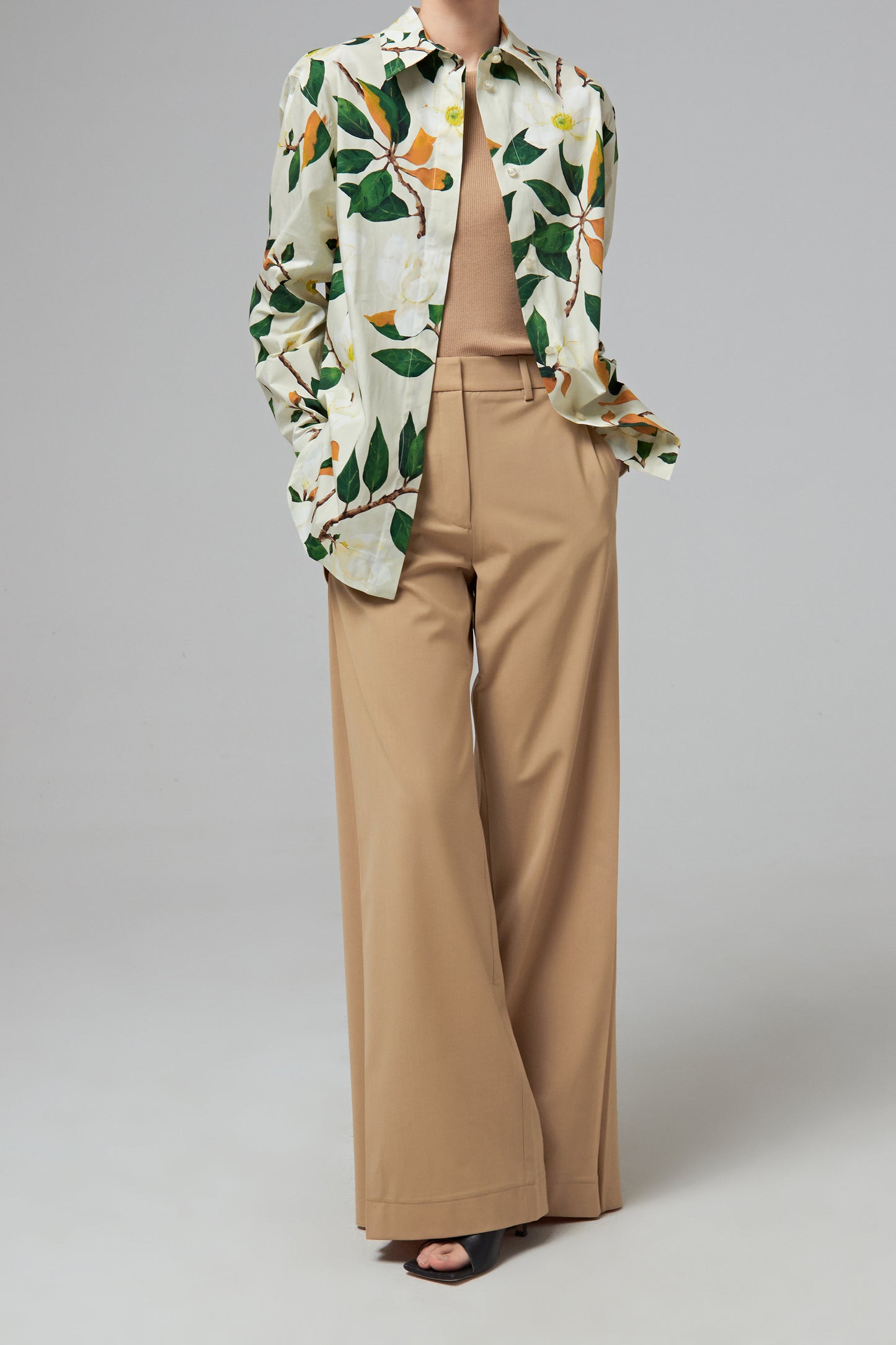 MAGNOLIA FLOWER BUTTON FRONT COTTON BLOUSE