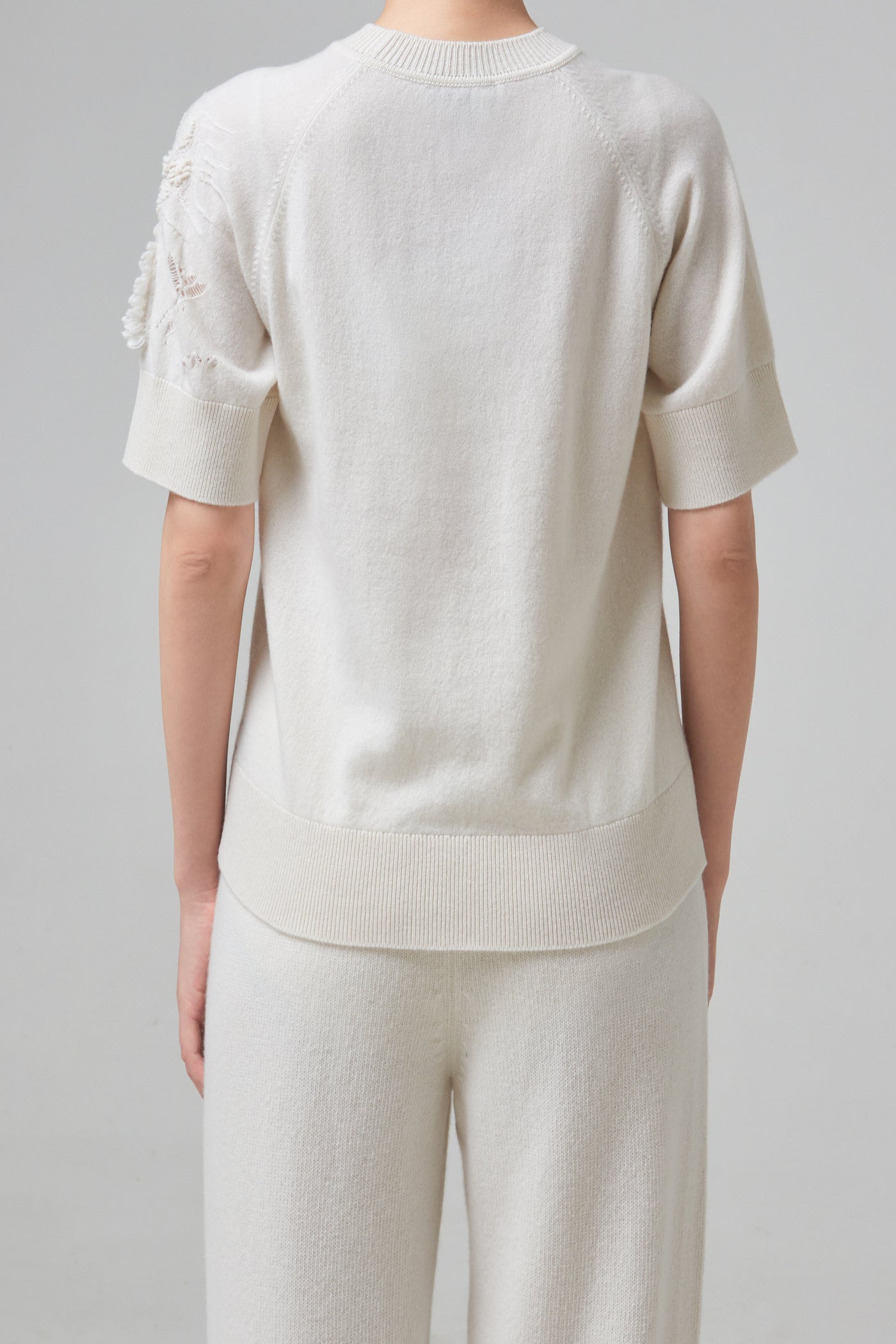 KNITTED PURE TEE SHIRTS